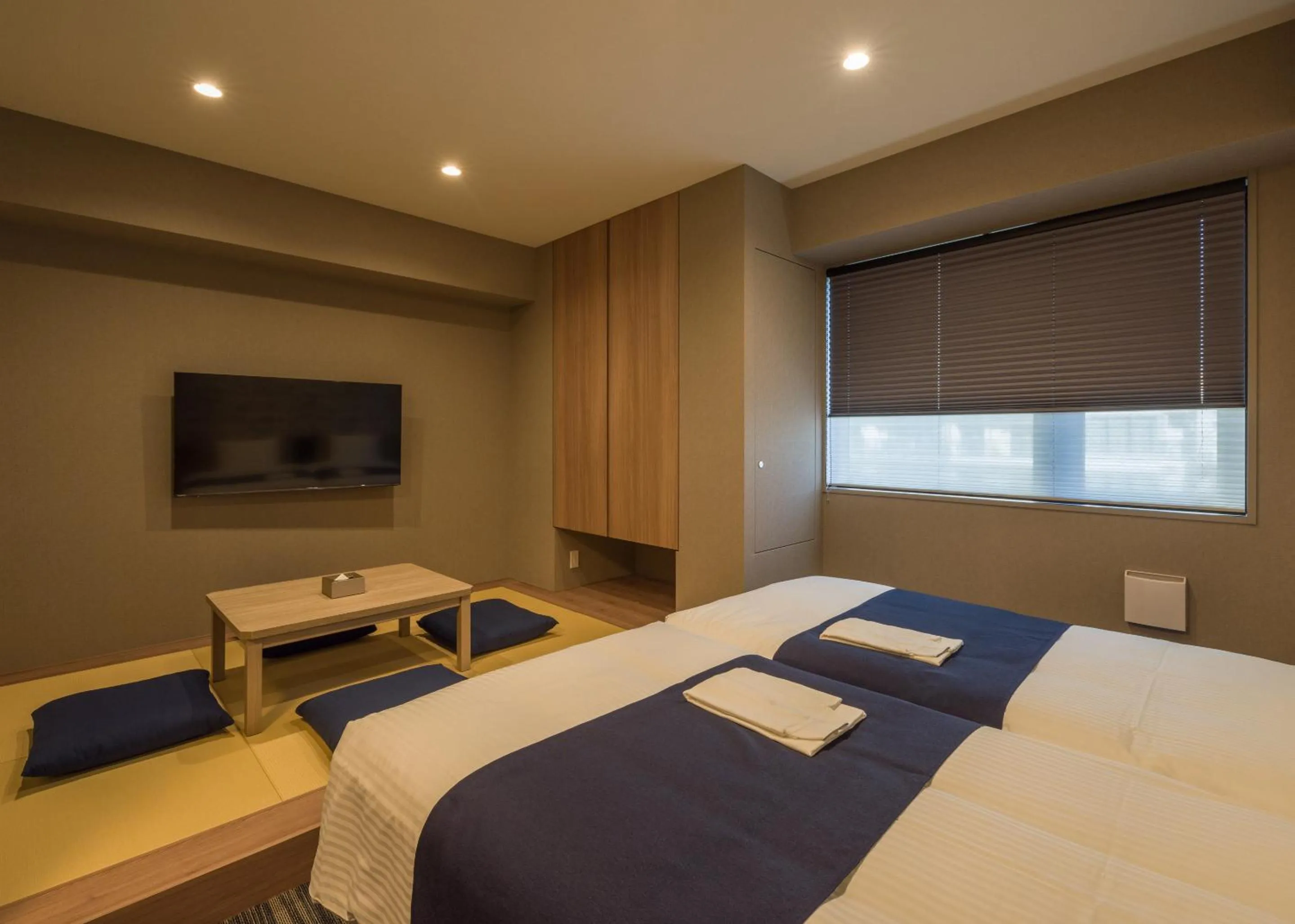 Photo of the whole room, Bed in KOKO HOTEL Residence Asakusa Kappabashi