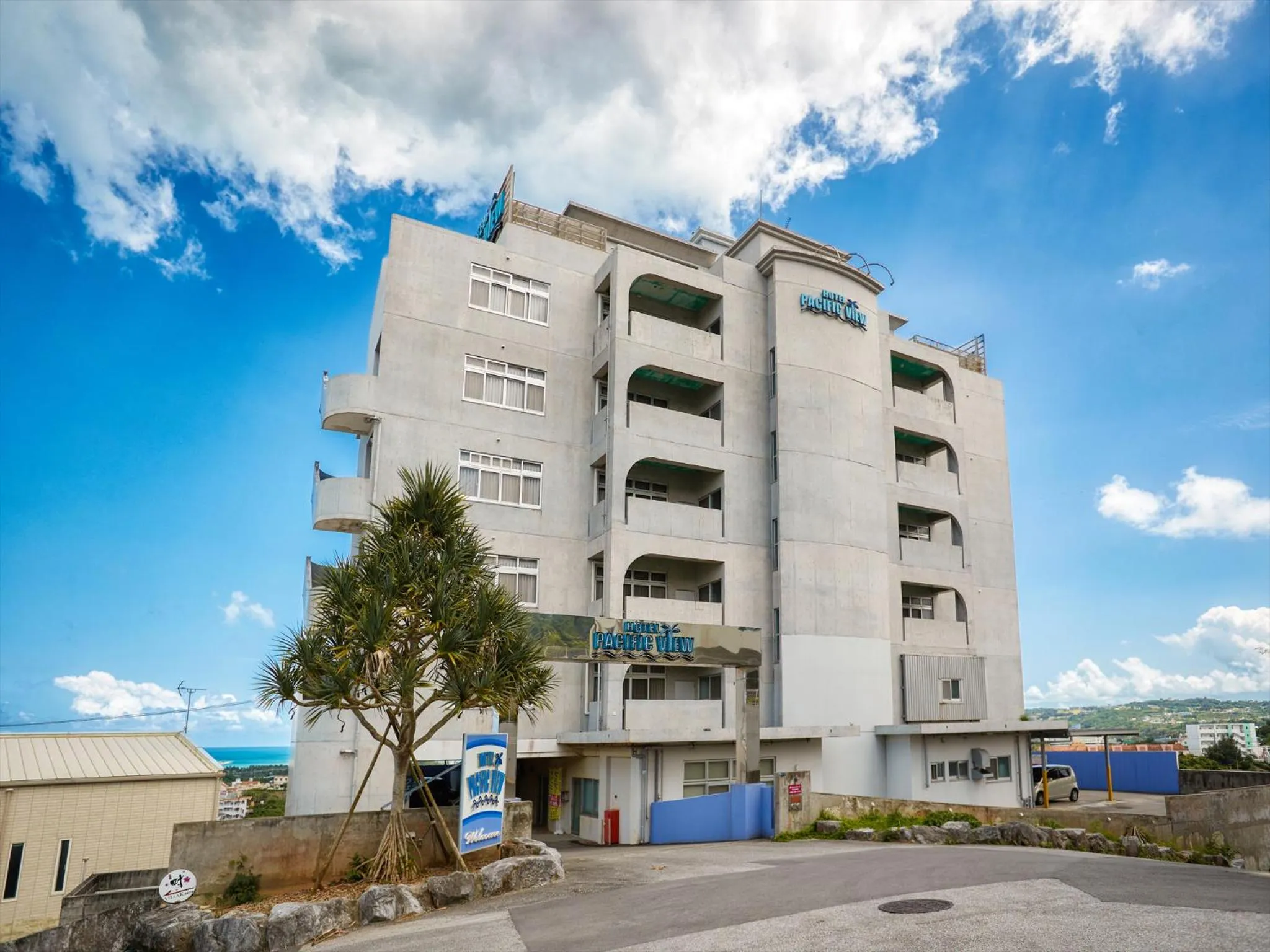 Property building in HOTEL PACIFIC VIEW Rental car included & pet-friendly