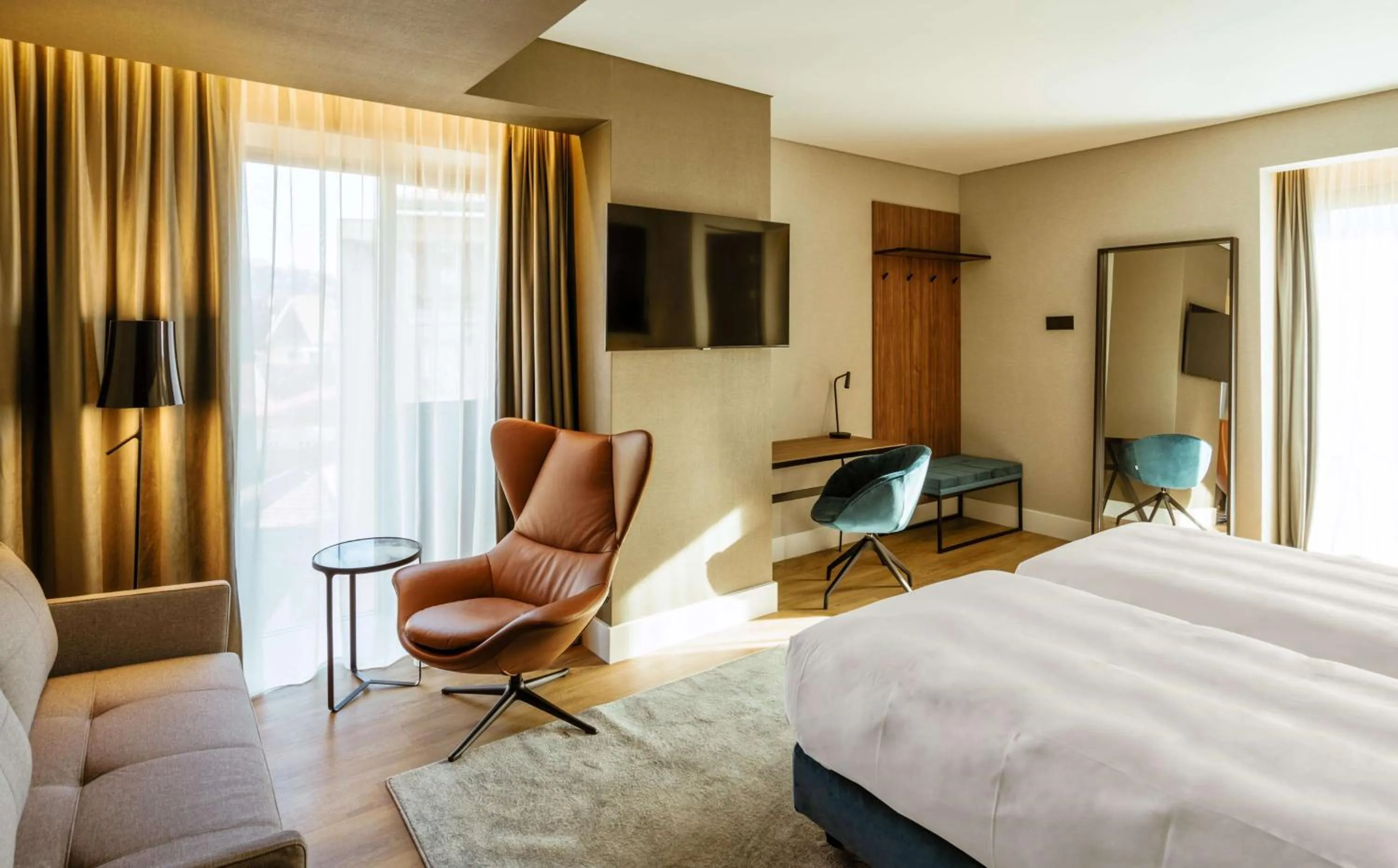 Photo of the whole room, Bed in Radisson Blu Aurum Hotel, Brasov