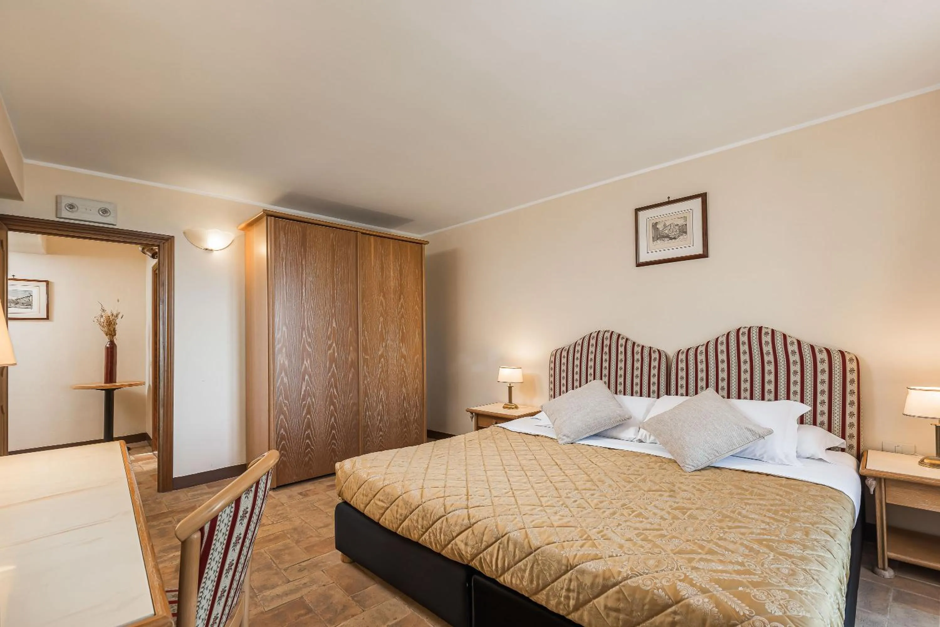 Bed in Relais La Fattoria