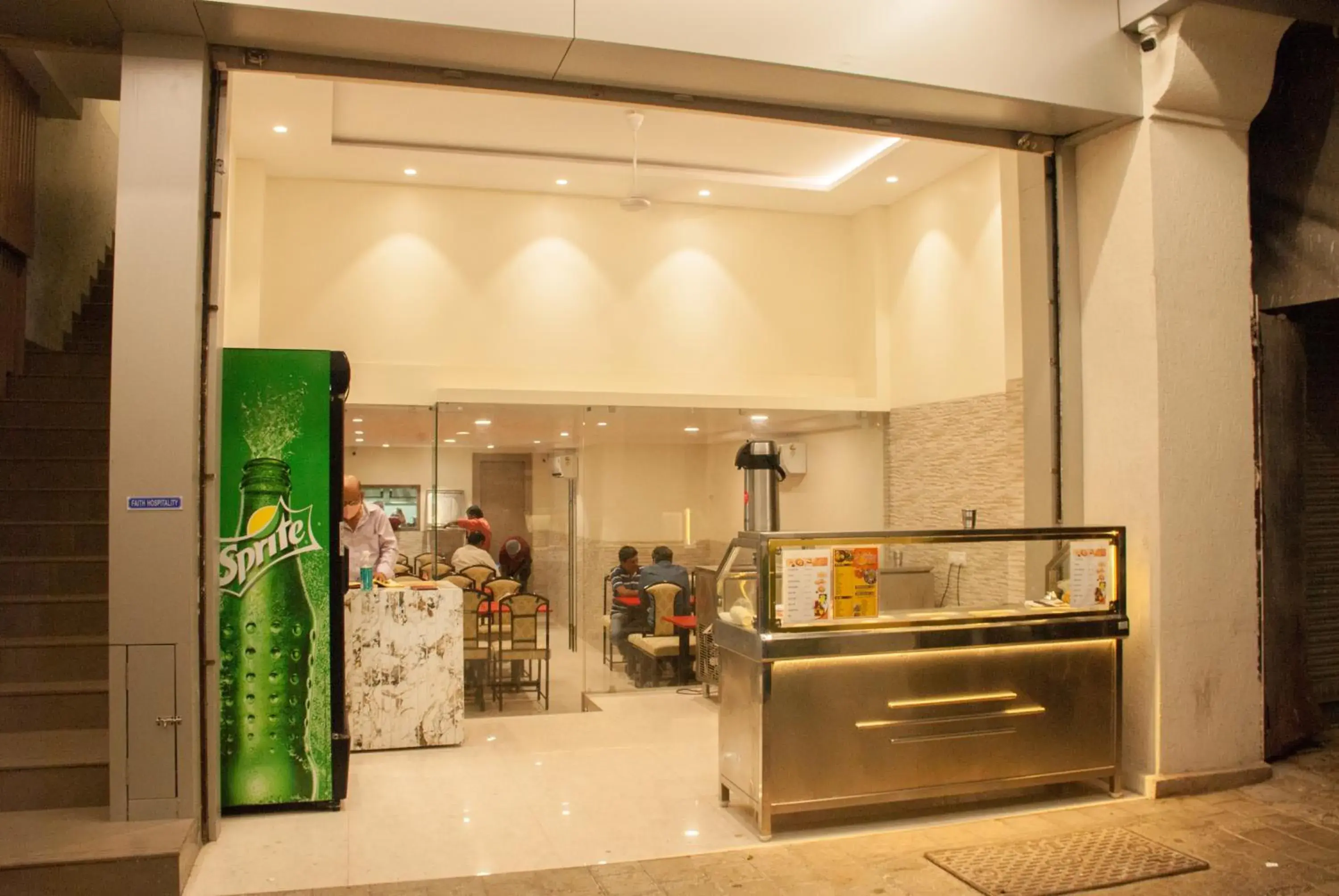 Restaurant/places to eat in City Hotel Restaurant/places to eat in City Hotel