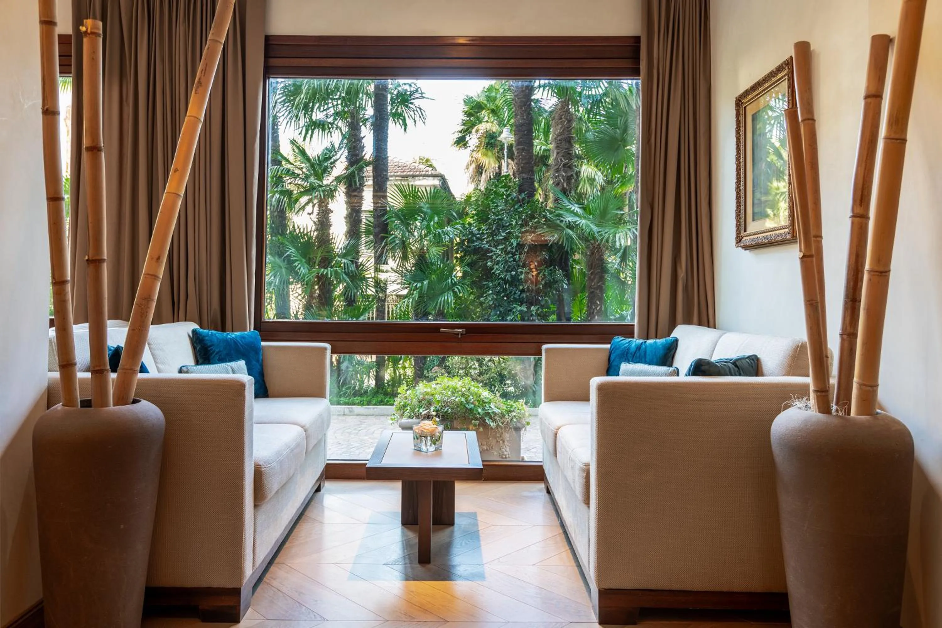 Lounge or bar in Hotel La Palma