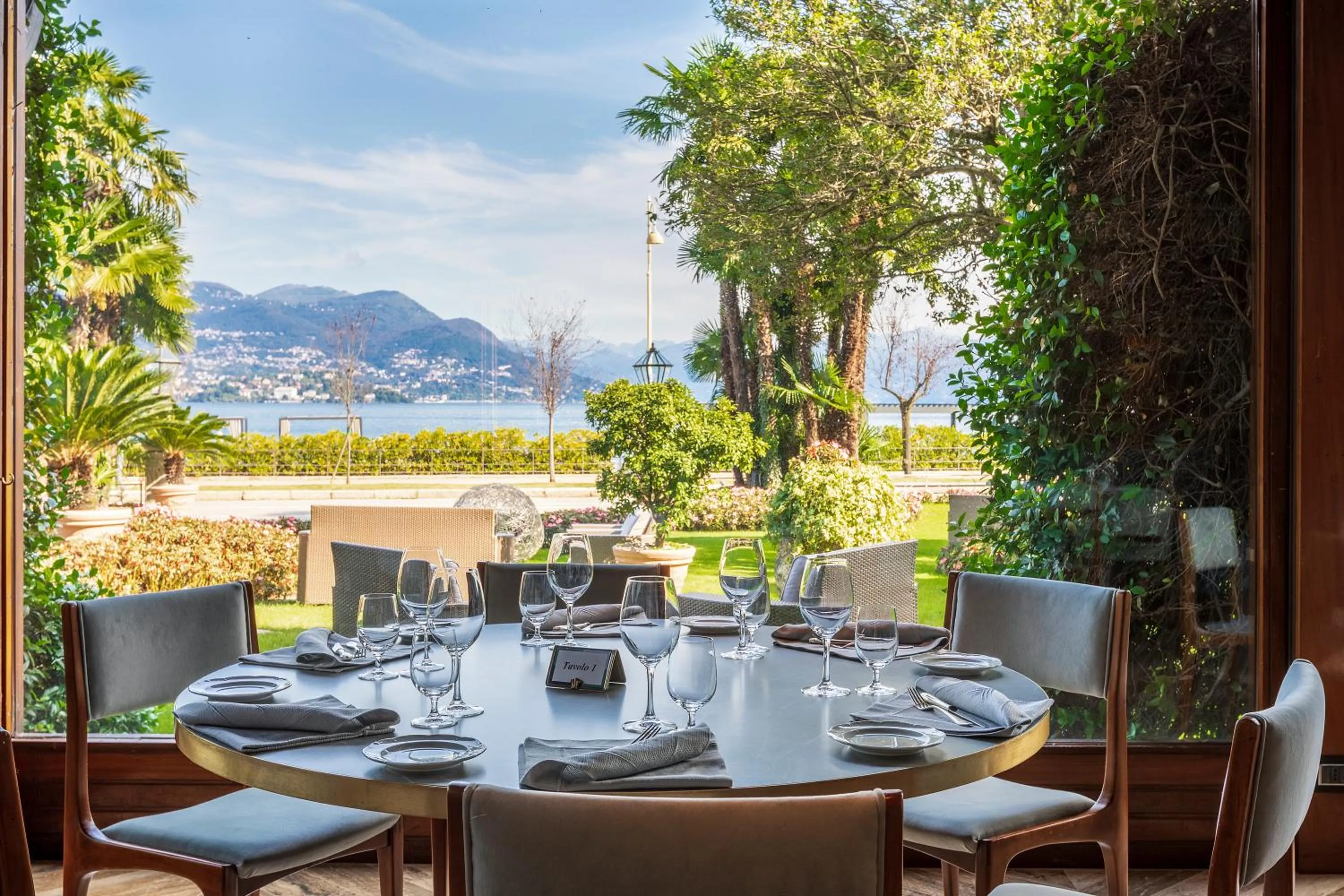 Restaurant/places to eat in Hotel La Palma