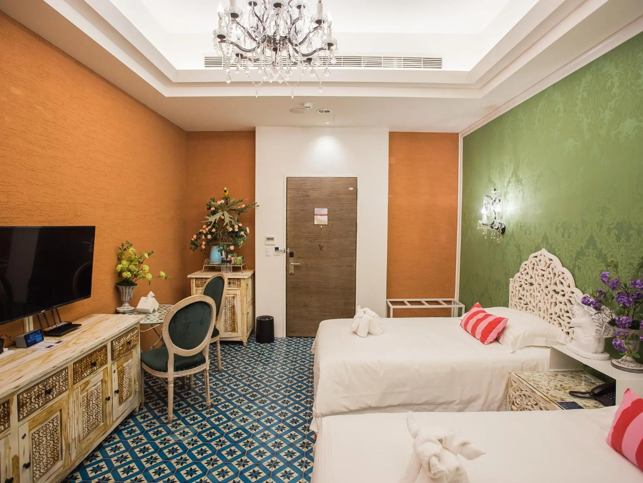 Bed in Anna King Hotel