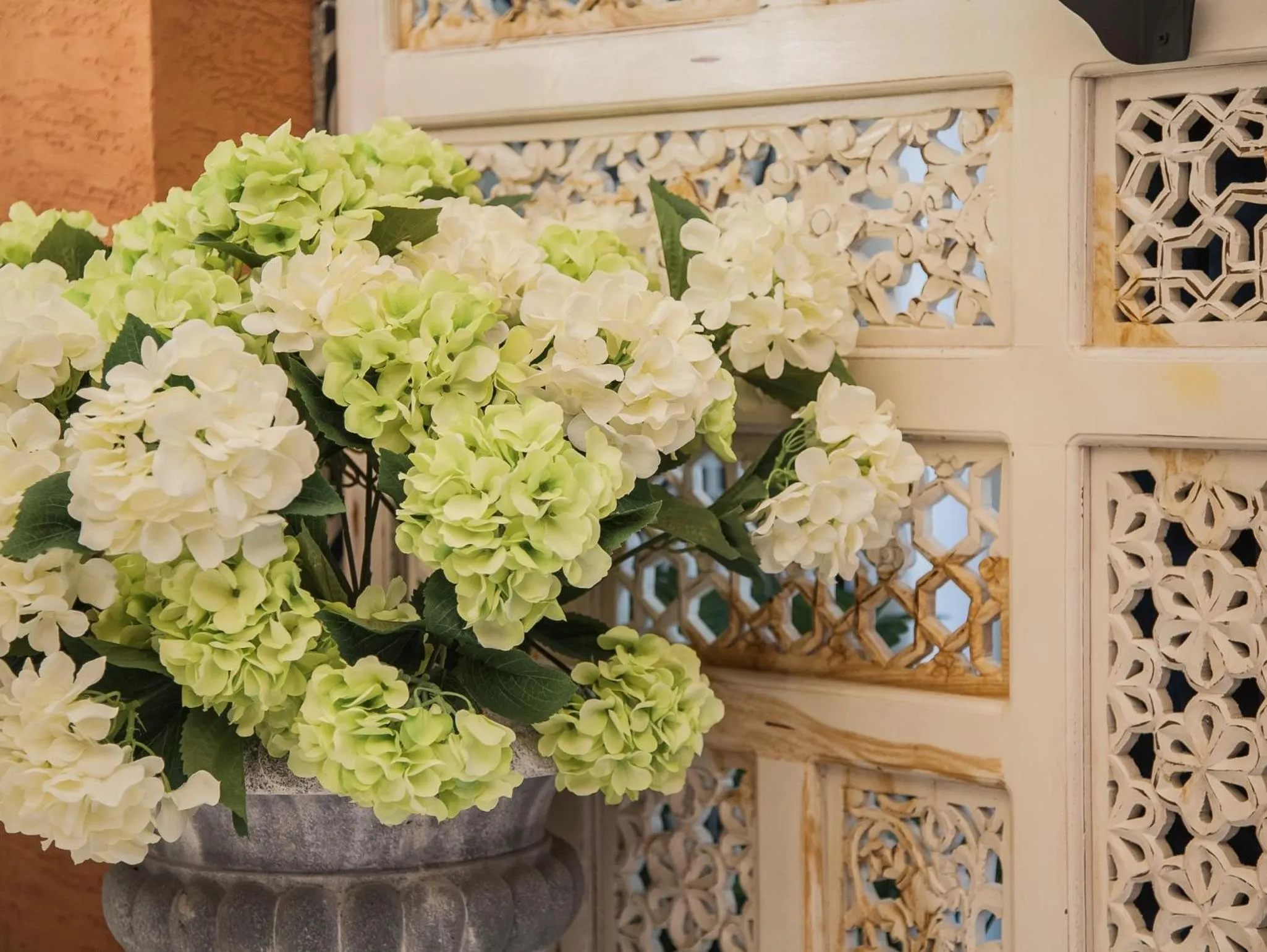 Decorative detail in Anna King Hotel