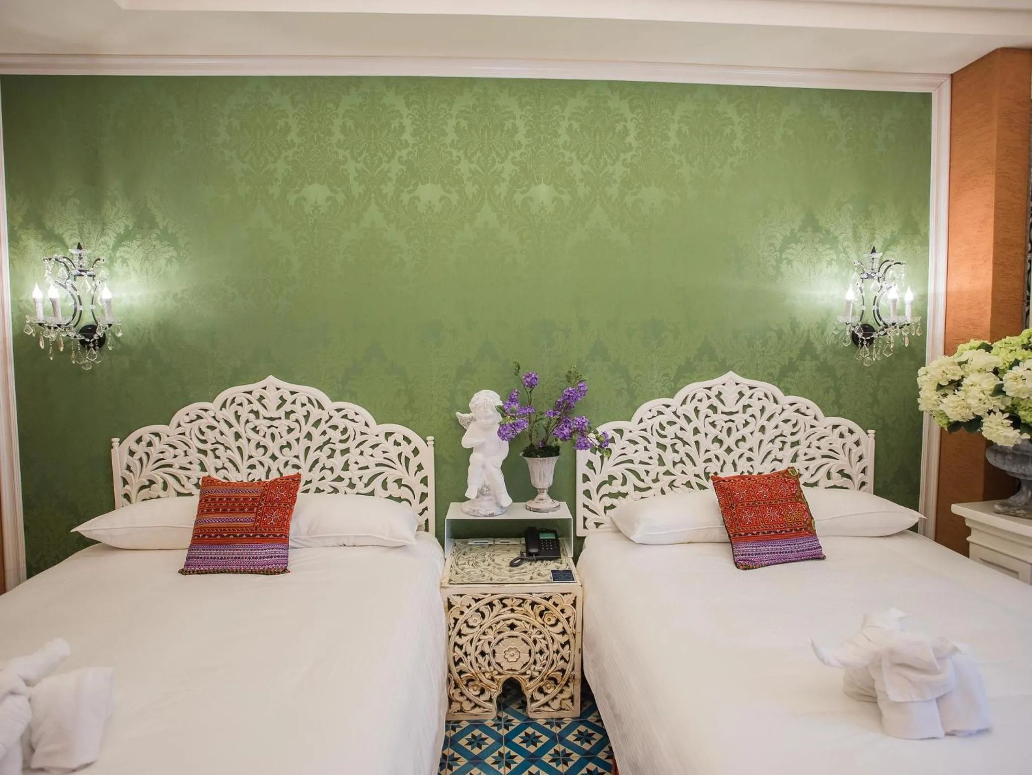 Bed in Anna King Hotel