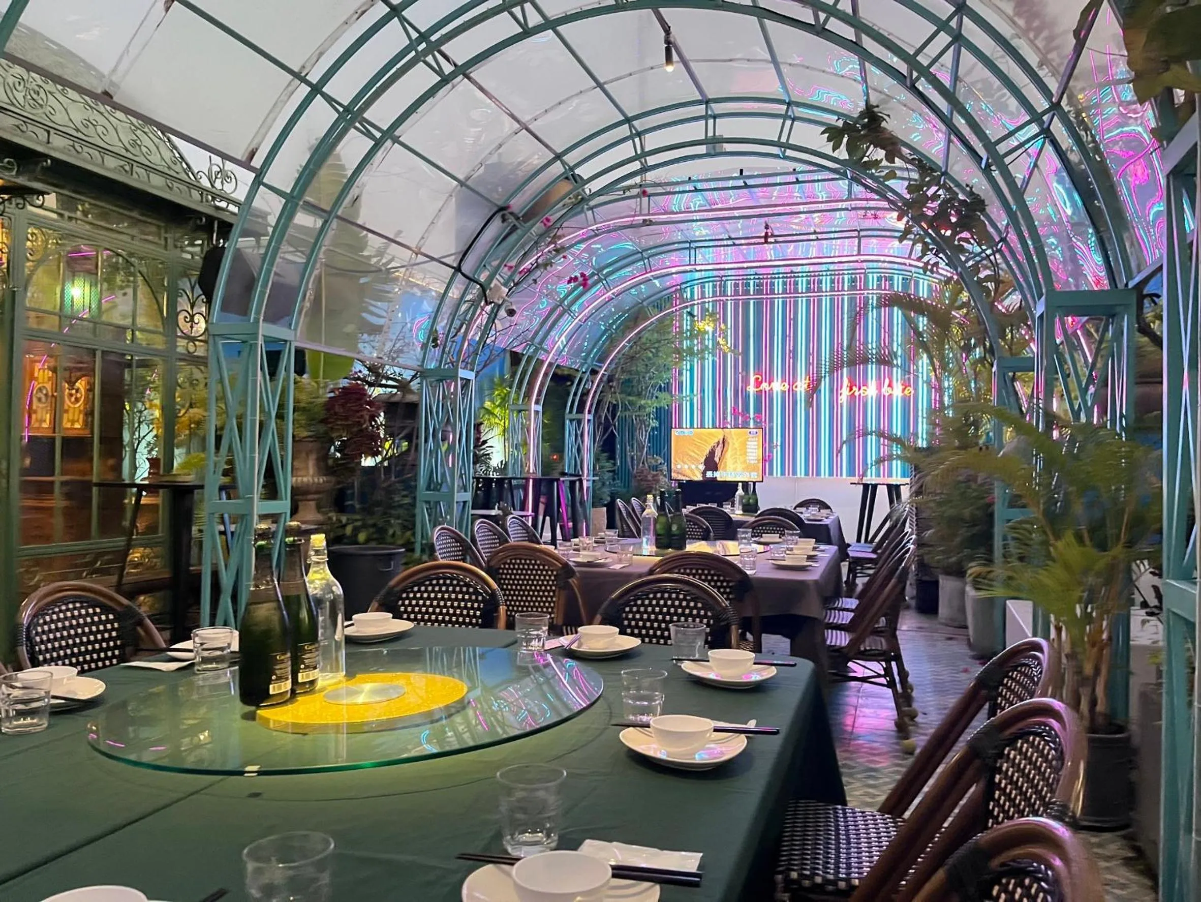 Patio in Anna King Hotel