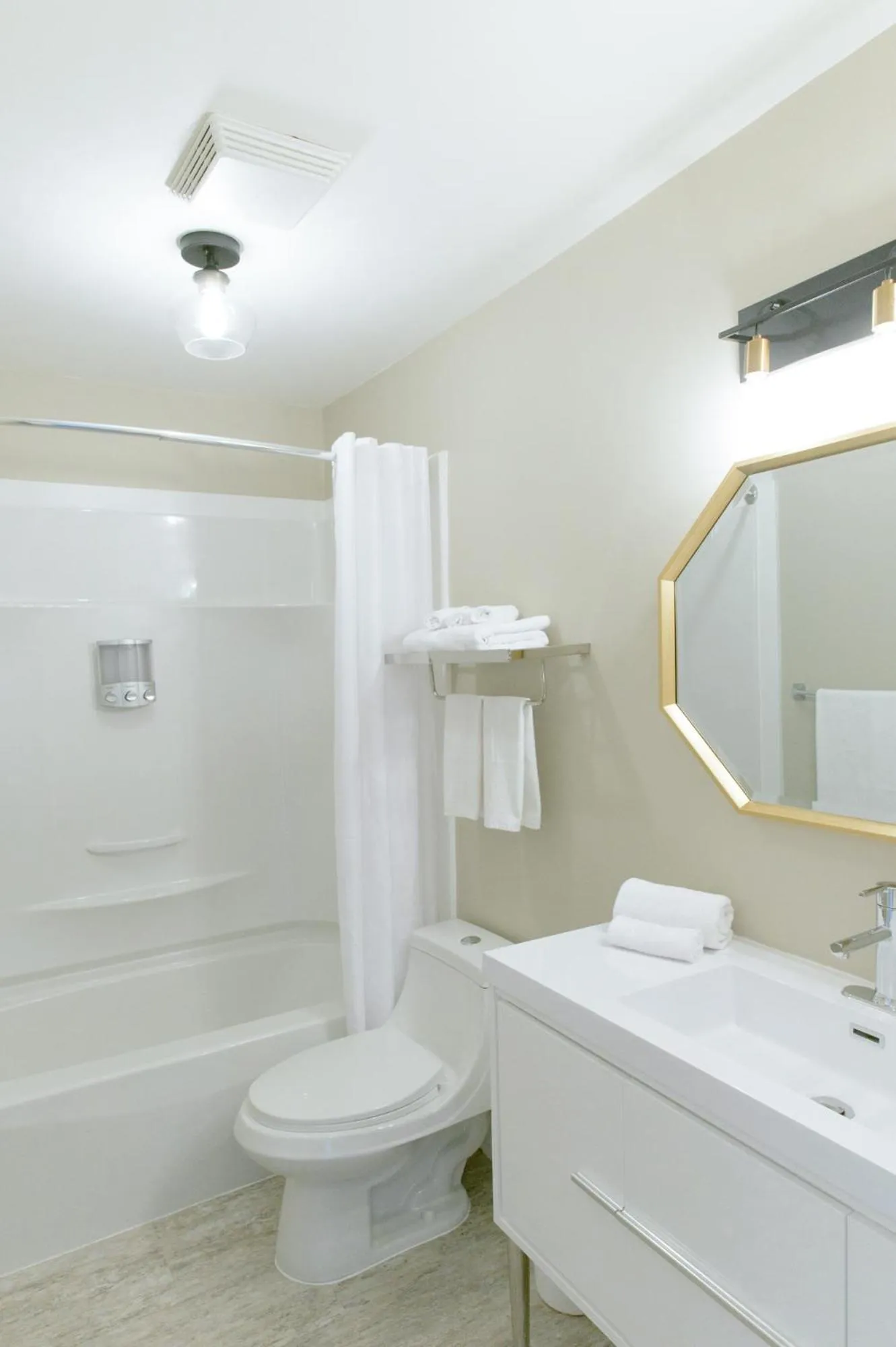 Bathroom in Le Court-Toit