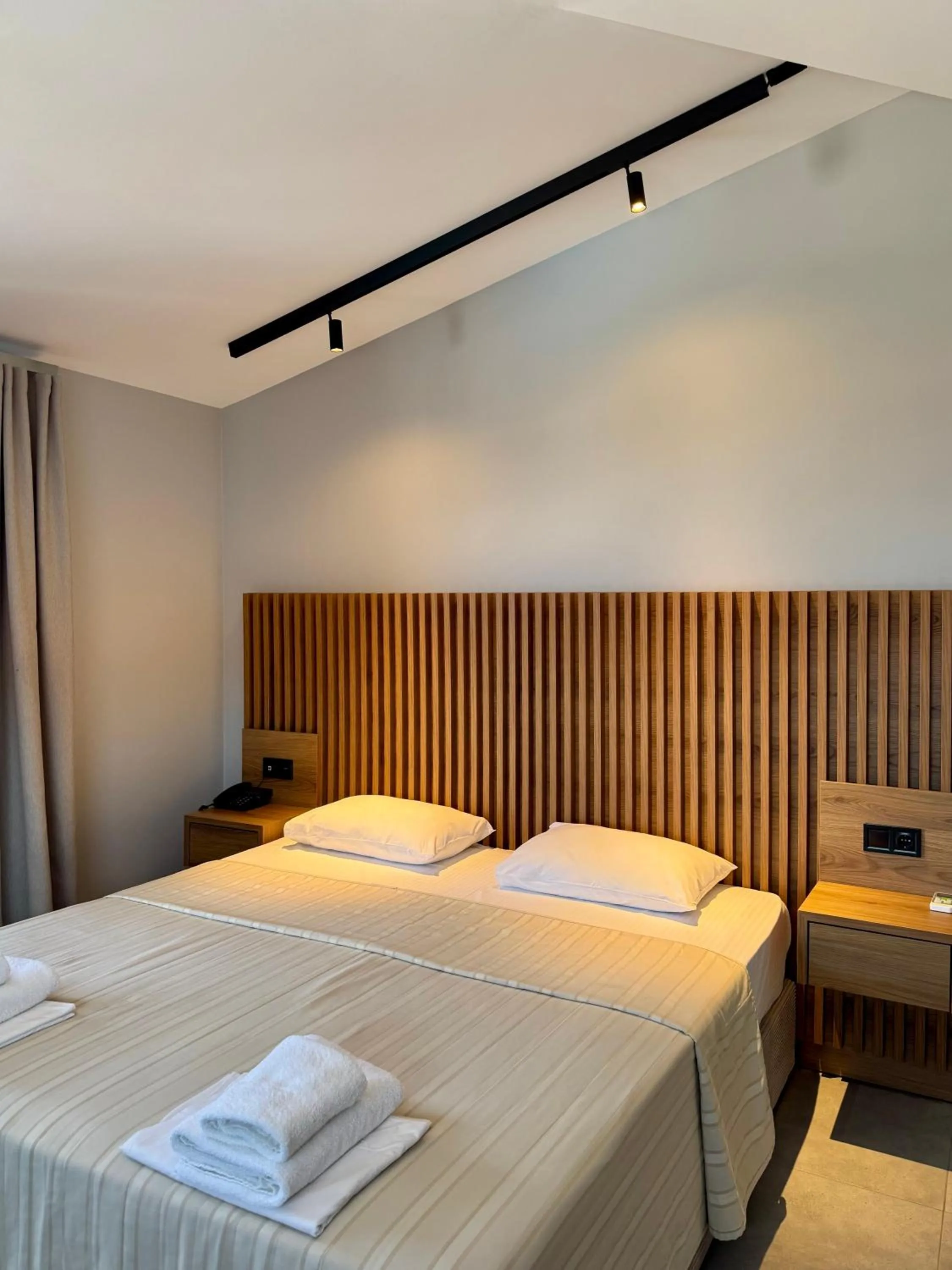 Bed in Tresor Sousouras