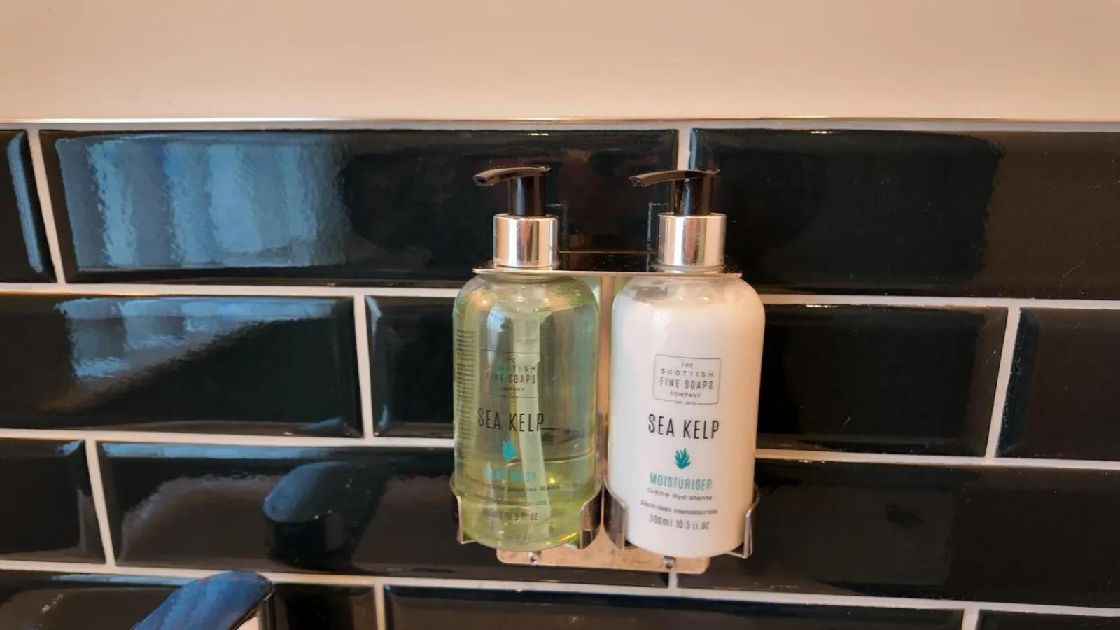 Bathroom in Downs Hotel