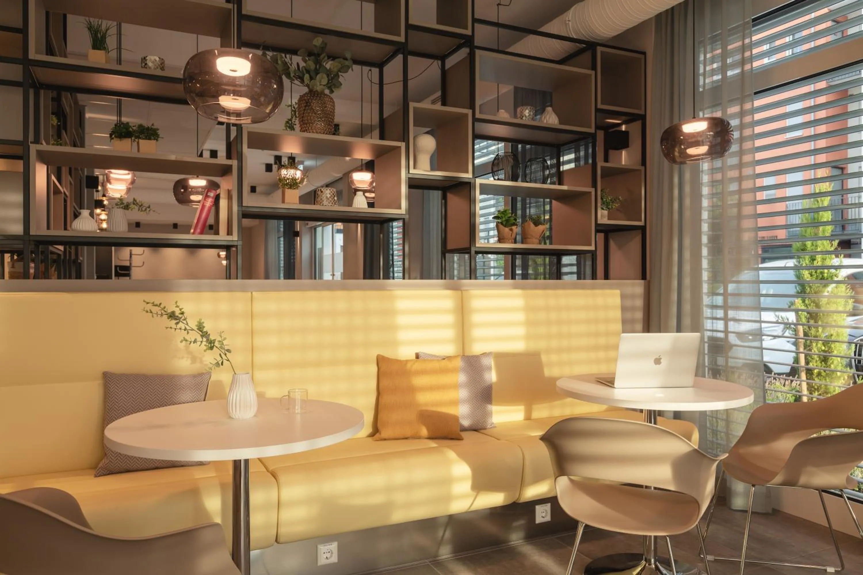 Lobby or reception in Candlewood Suites Heidelberg by IHG