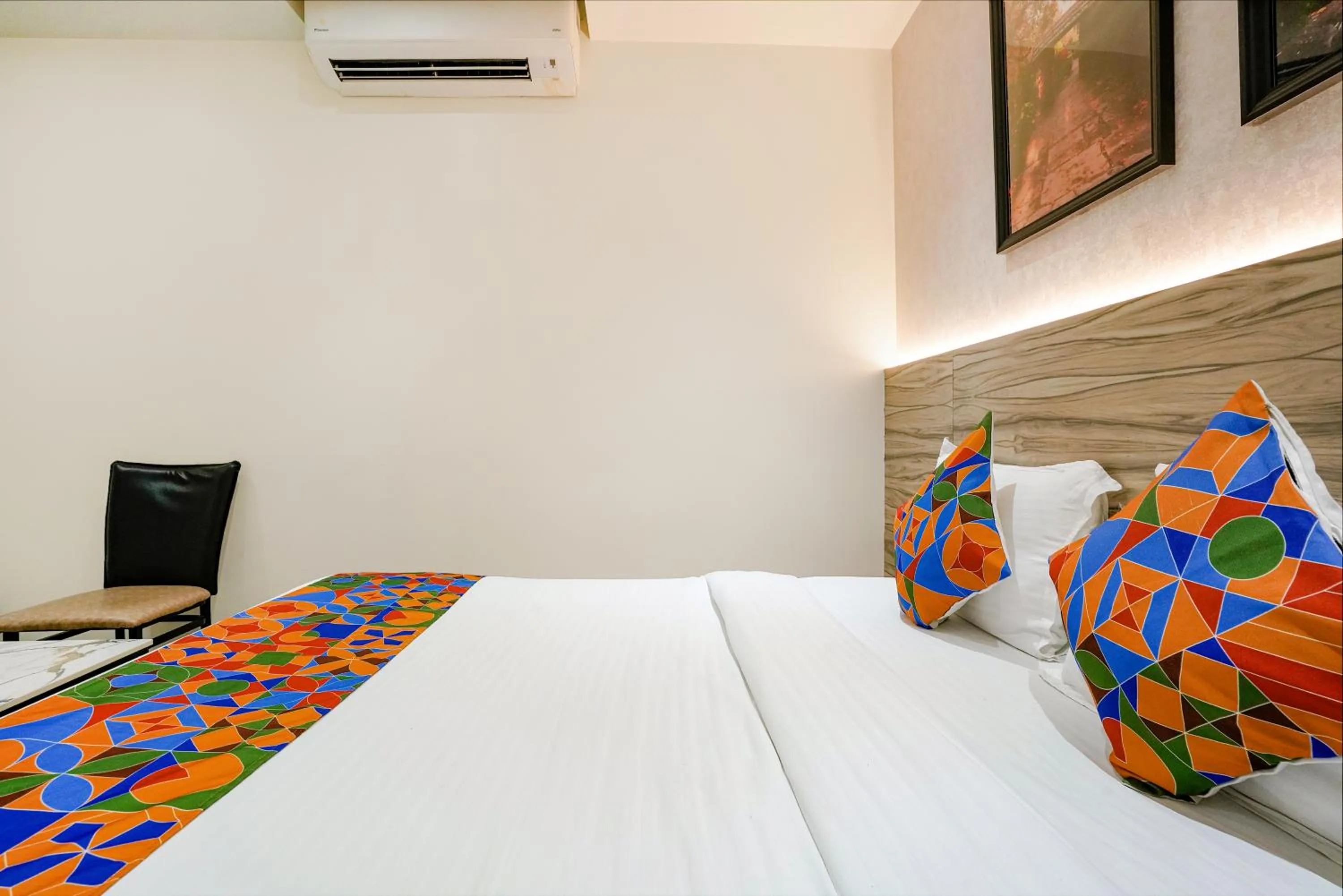 Photo of the whole room, Bed in Via The Dream Residency - Nr Mumbai International Airport