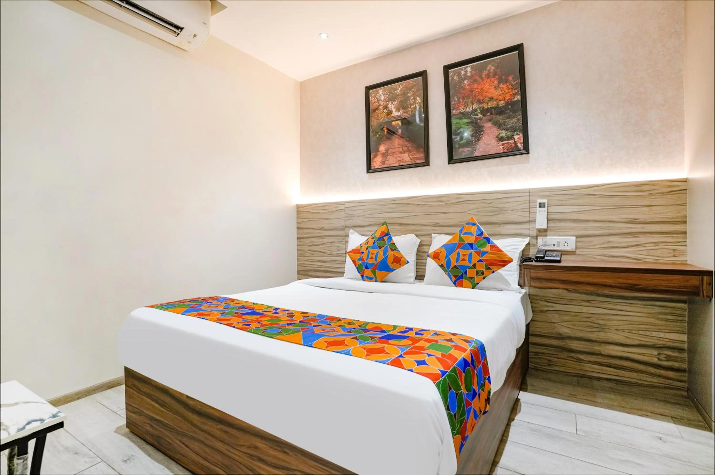 Property building, Bed in Via The Dream Residency - Nr Mumbai International Airport