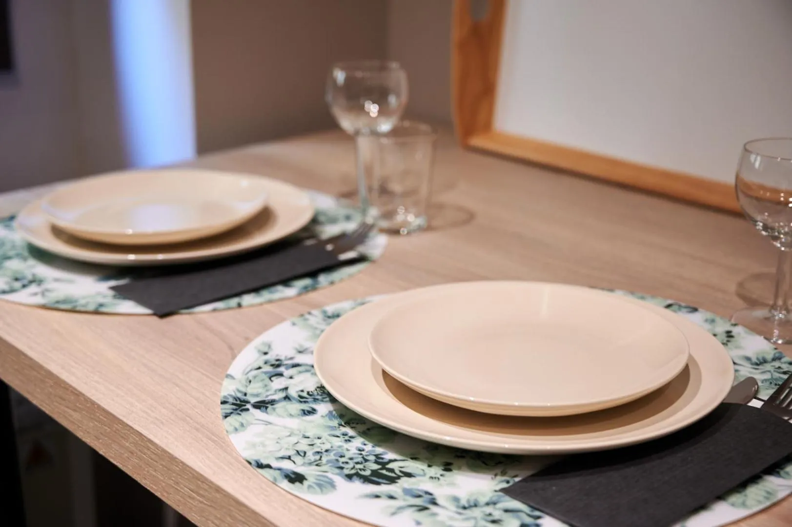 Decorative detail in The Mavili urban stay