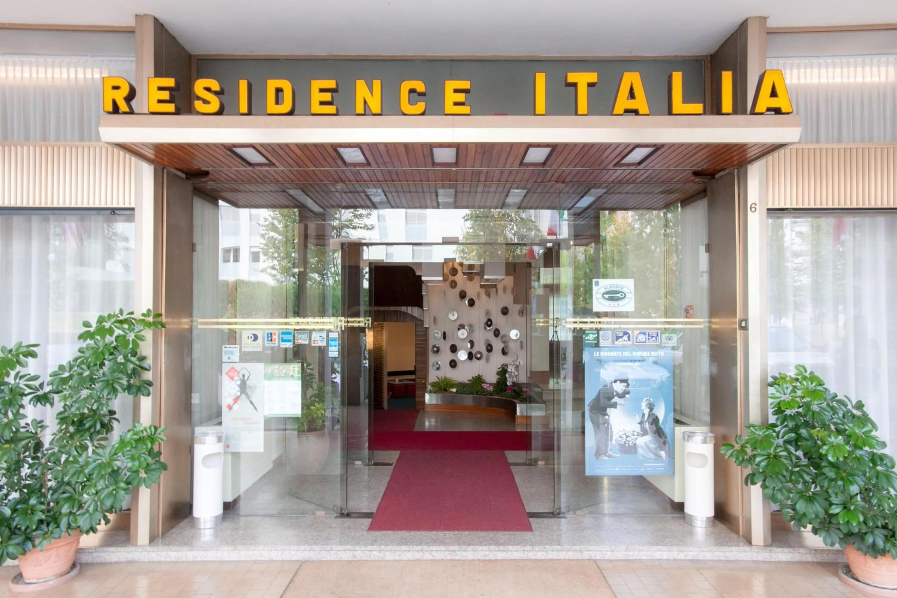 Facade/entrance in Albergo Residence Italia Vintage Hotel