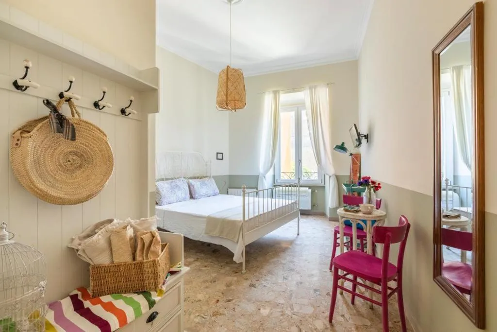Photo of the whole room, Bed in Il sogno di Amelie