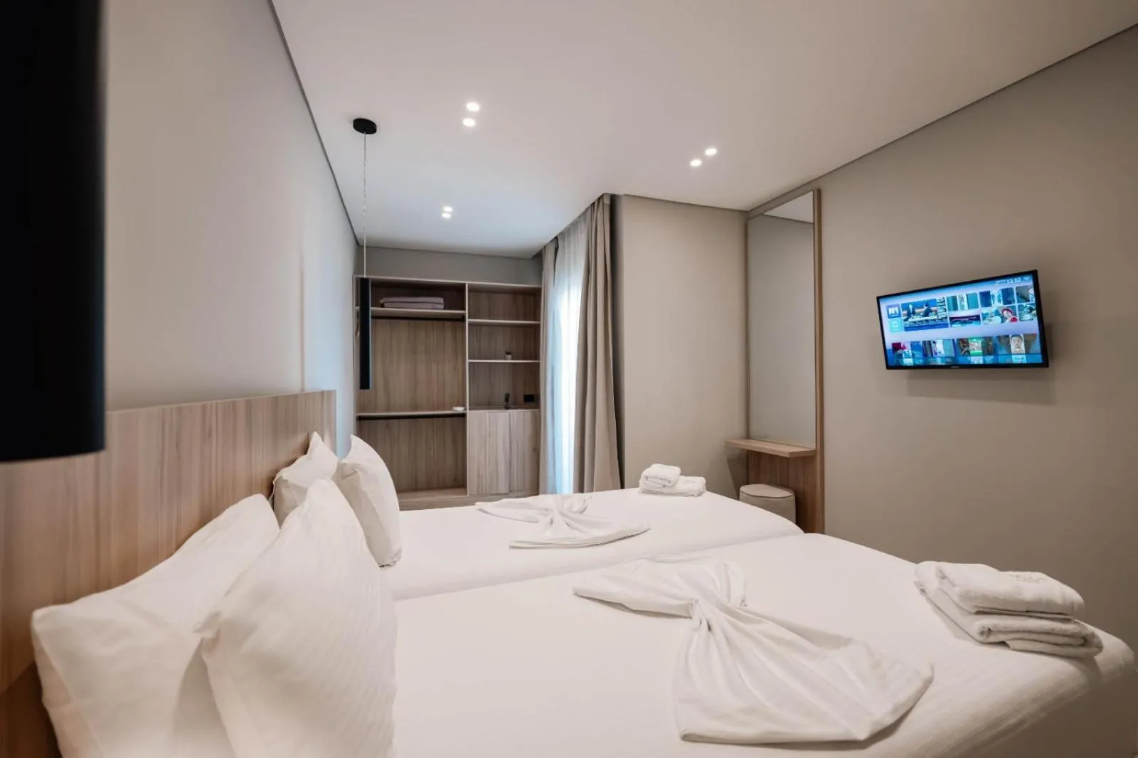TV and multimedia, Bed in Hotel Portanova