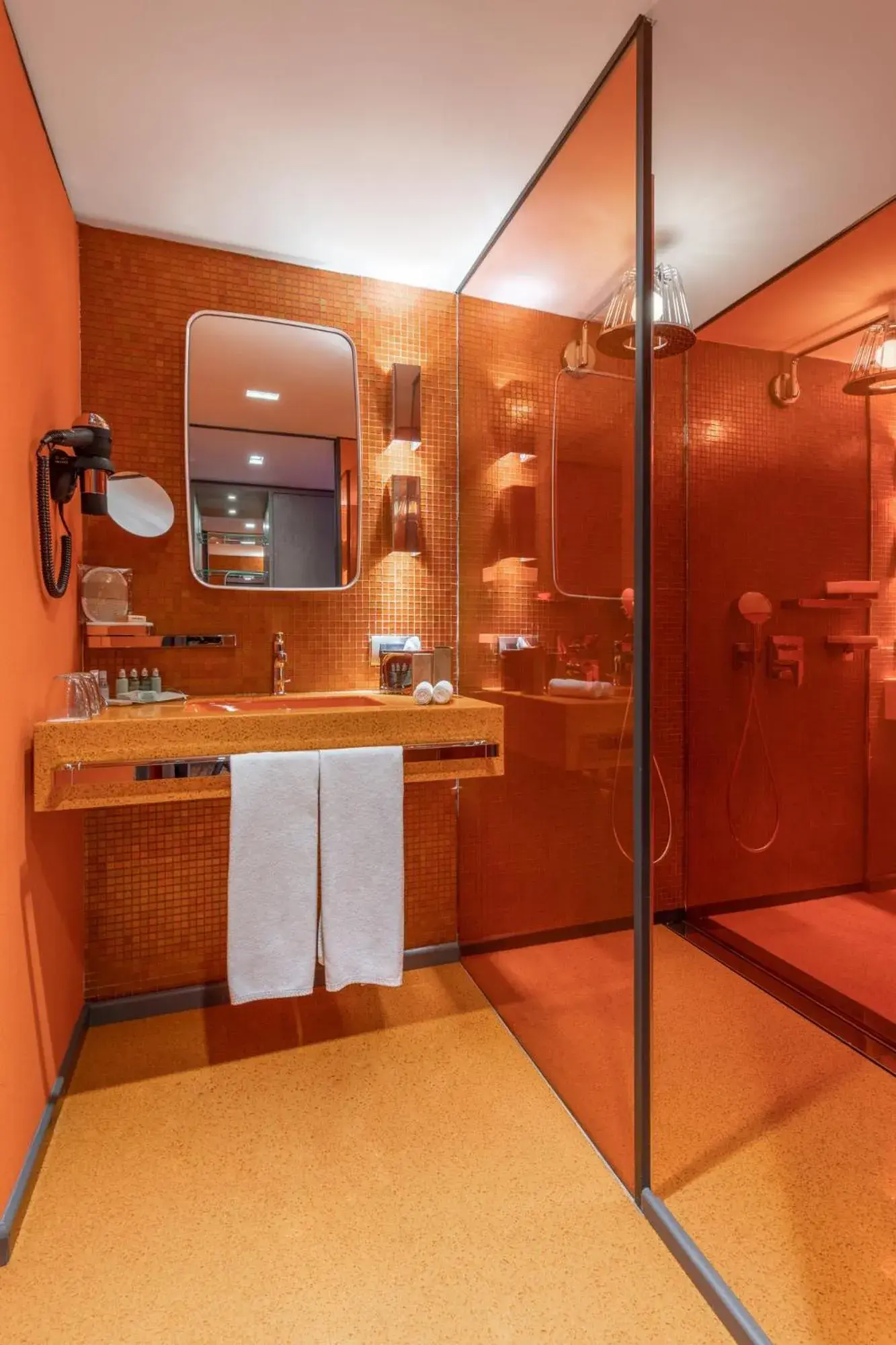 Shower in EN Hotel Boutique Izmir Shower in EN Hotel Boutique Izmir