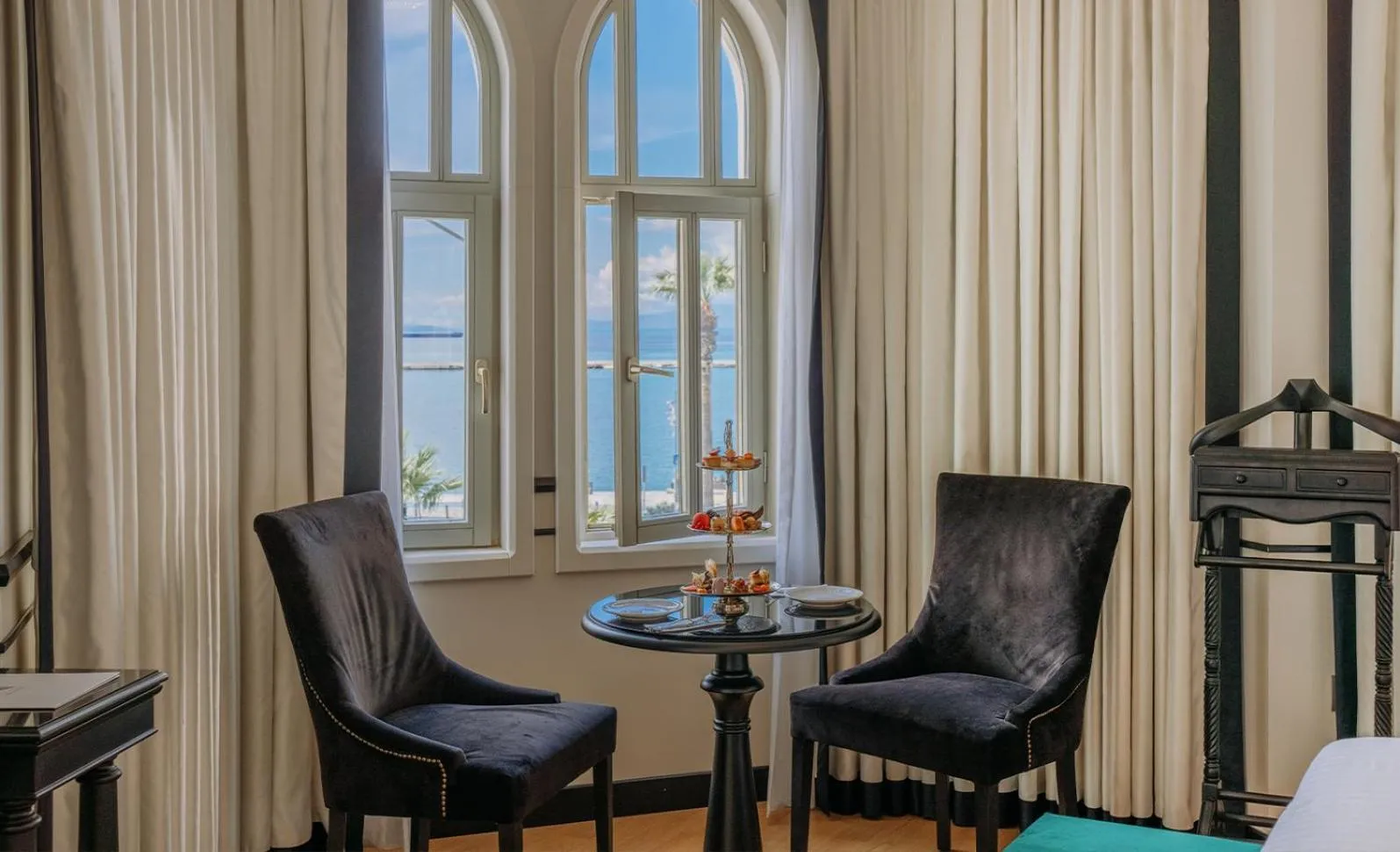 Seating area in EN Hotel Boutique Izmir