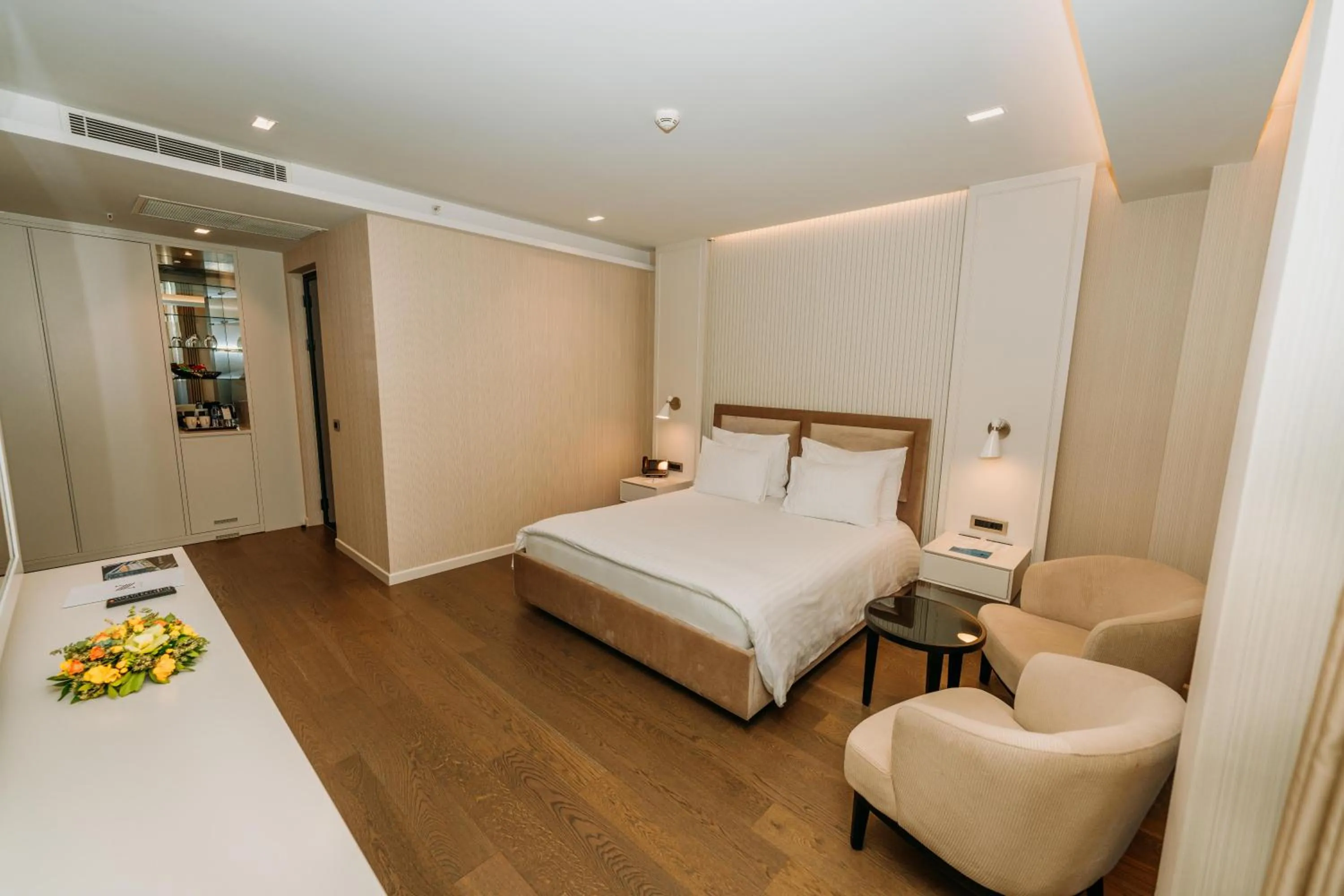 Photo of the whole room, Bed in EN Hotel Boutique Izmir