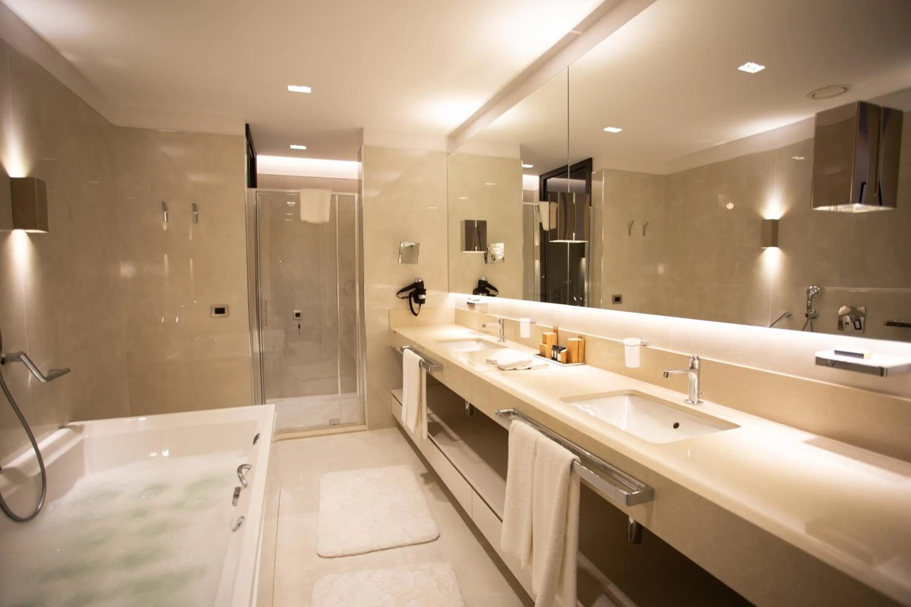 Shower in EN Hotel Boutique Izmir