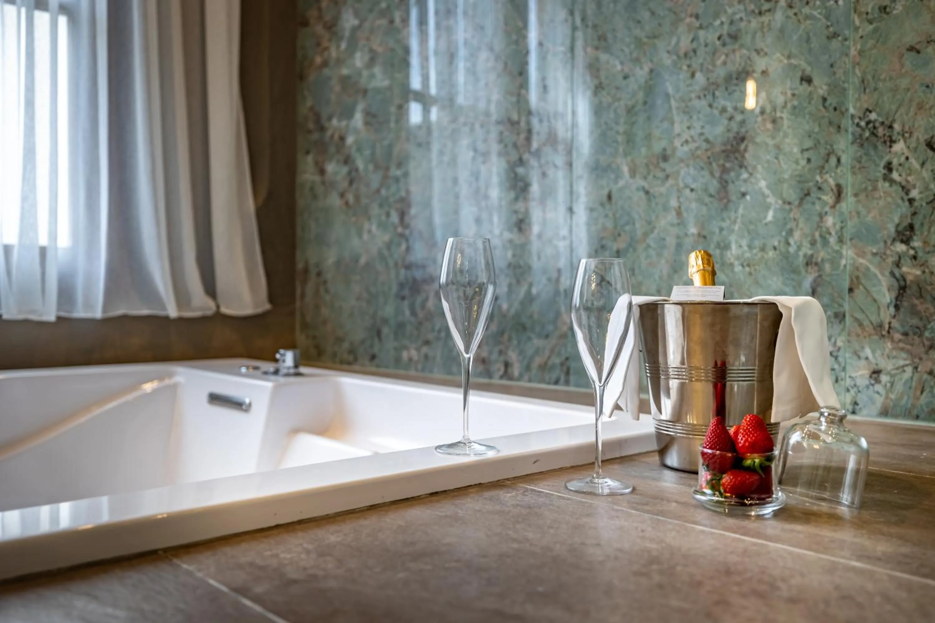 Bathroom in Hotel La Scaletta al Ponte Vecchio