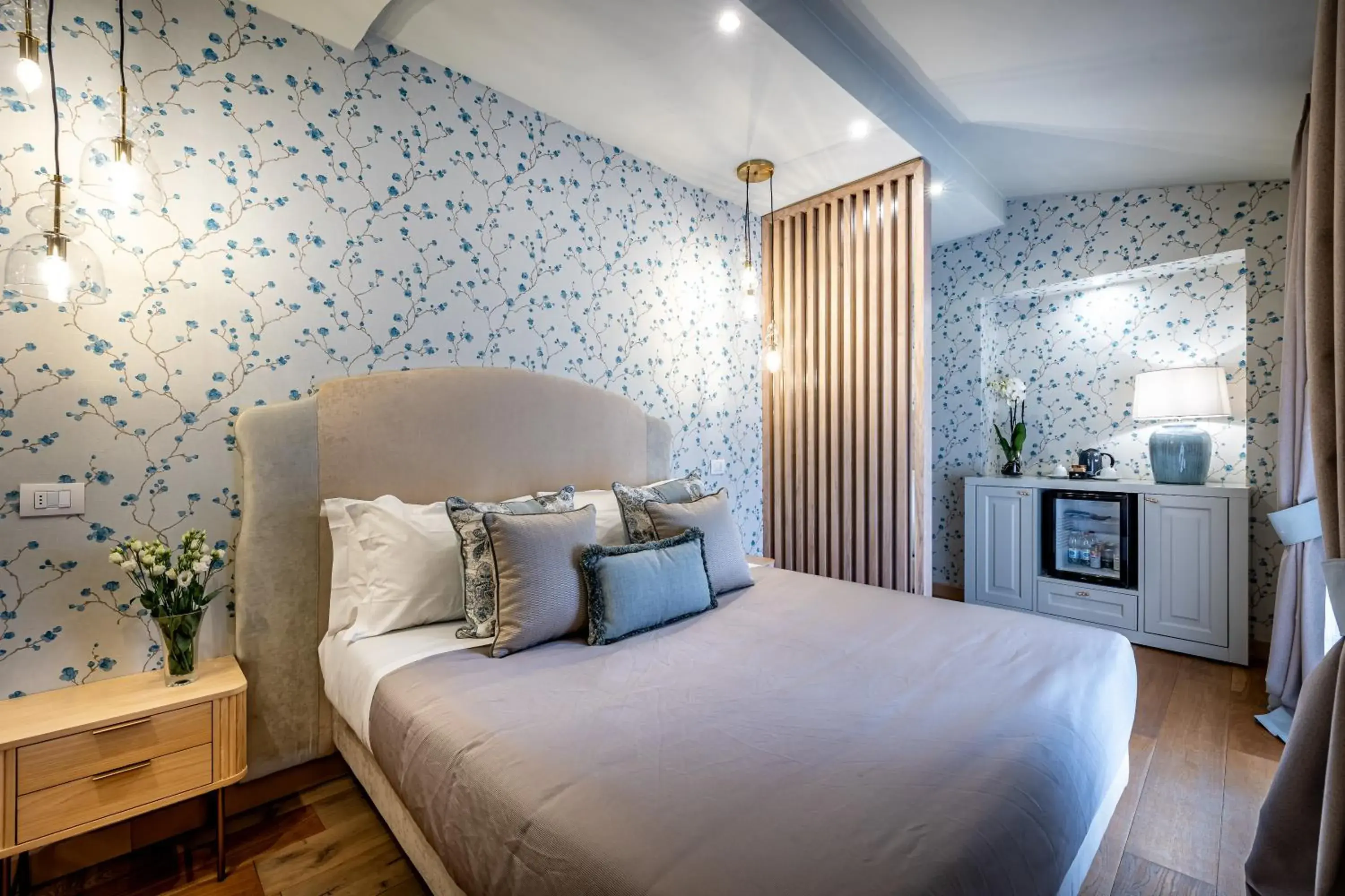 Bed in Hotel La Scaletta al Ponte Vecchio Bed in Hotel La Scaletta al Ponte Vecchio