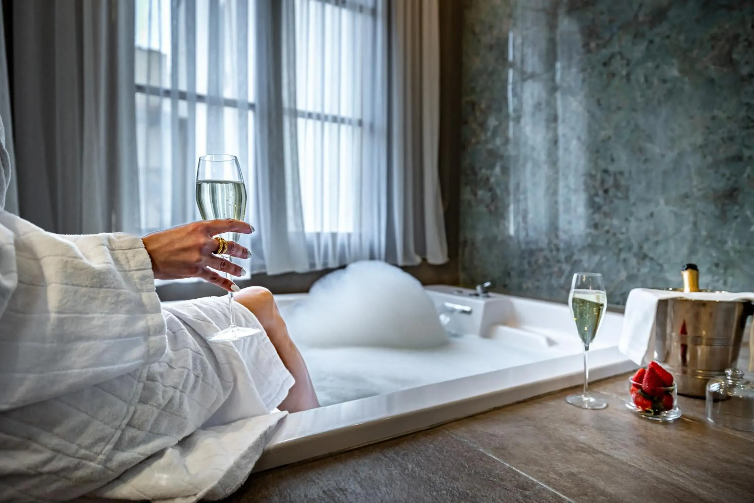 Spa and wellness centre/facilities, Bed in Hotel La Scaletta al Ponte Vecchio Spa and wellness centre/facilities, Bed in Hotel La Scaletta al Ponte Vecchio