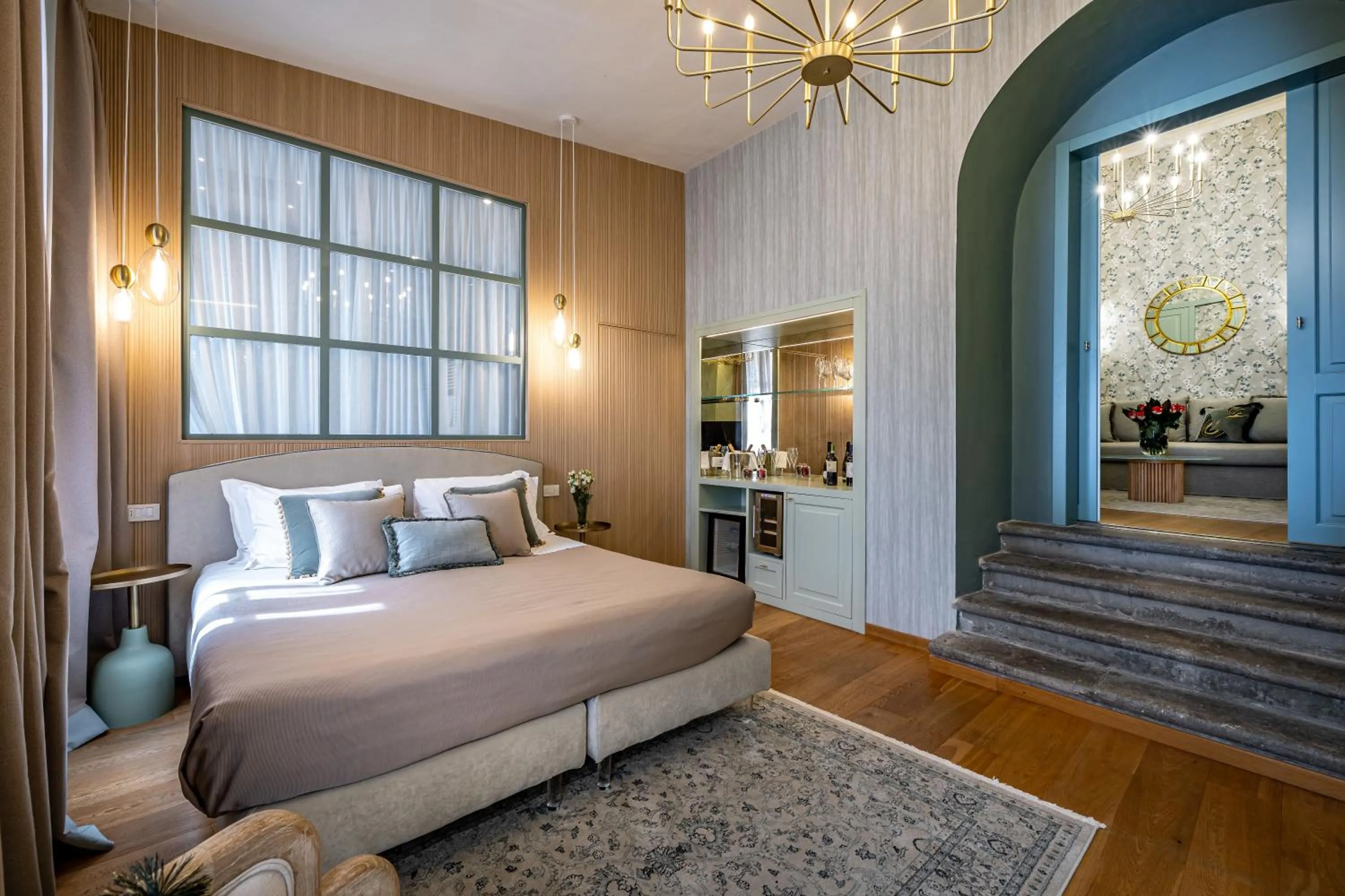 Living room, Bed in Hotel La Scaletta al Ponte Vecchio