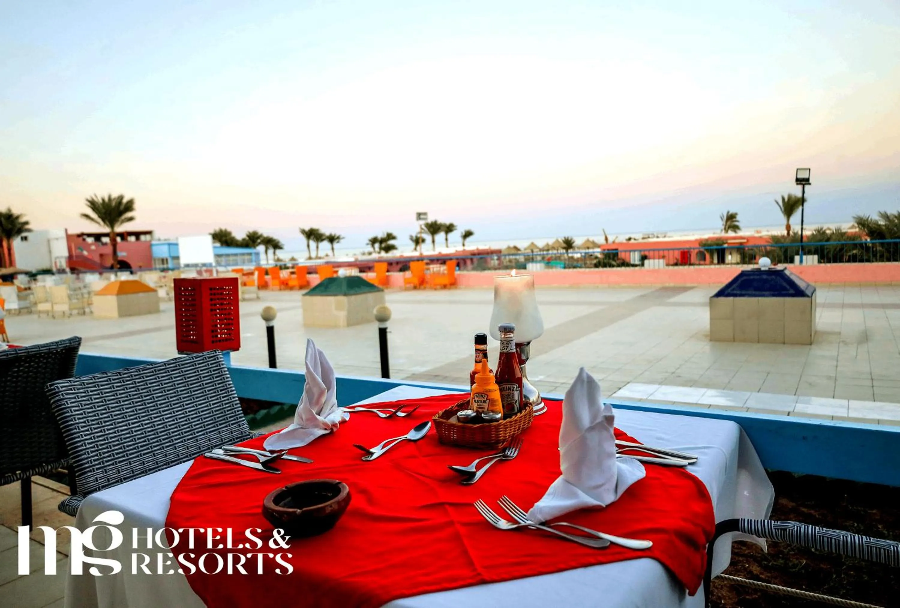 Restaurant/places to eat in MG Alexander The Great Hotel