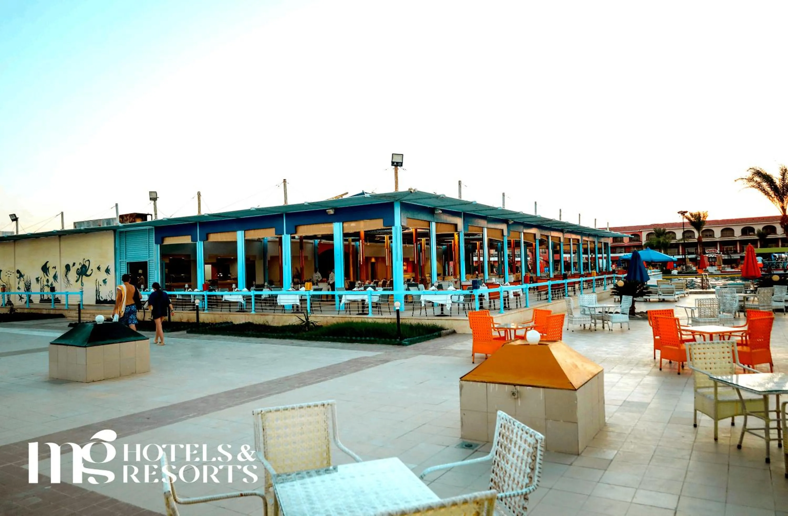 Restaurant/places to eat in MG Alexander The Great Hotel