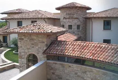 Facade/entrance in Hotel Purlilium Facade/entrance in Hotel Purlilium