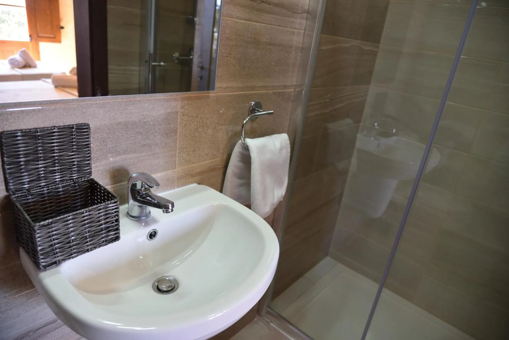Bathroom in San Pawl B&b farmhouse- KORTOLL