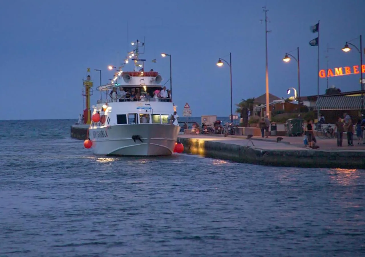 Fishing in Hotel Wivien