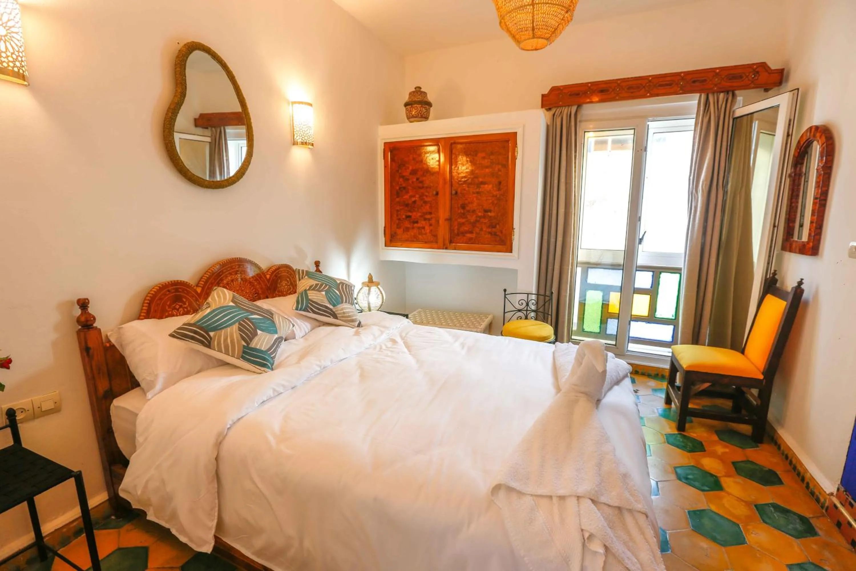 Bedroom, Bed in Luxury Riad Mounia