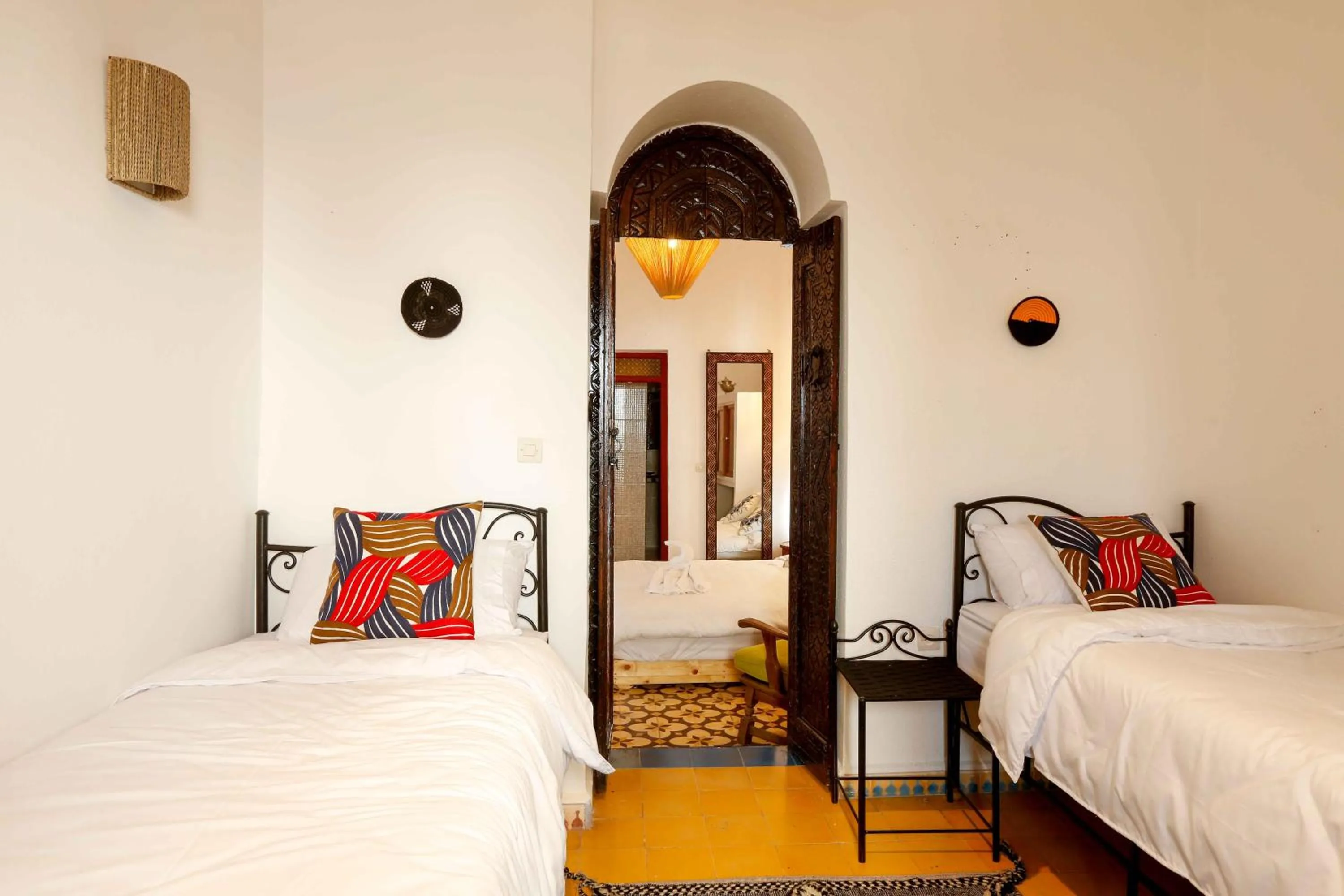 Bed in Luxury Riad Mounia