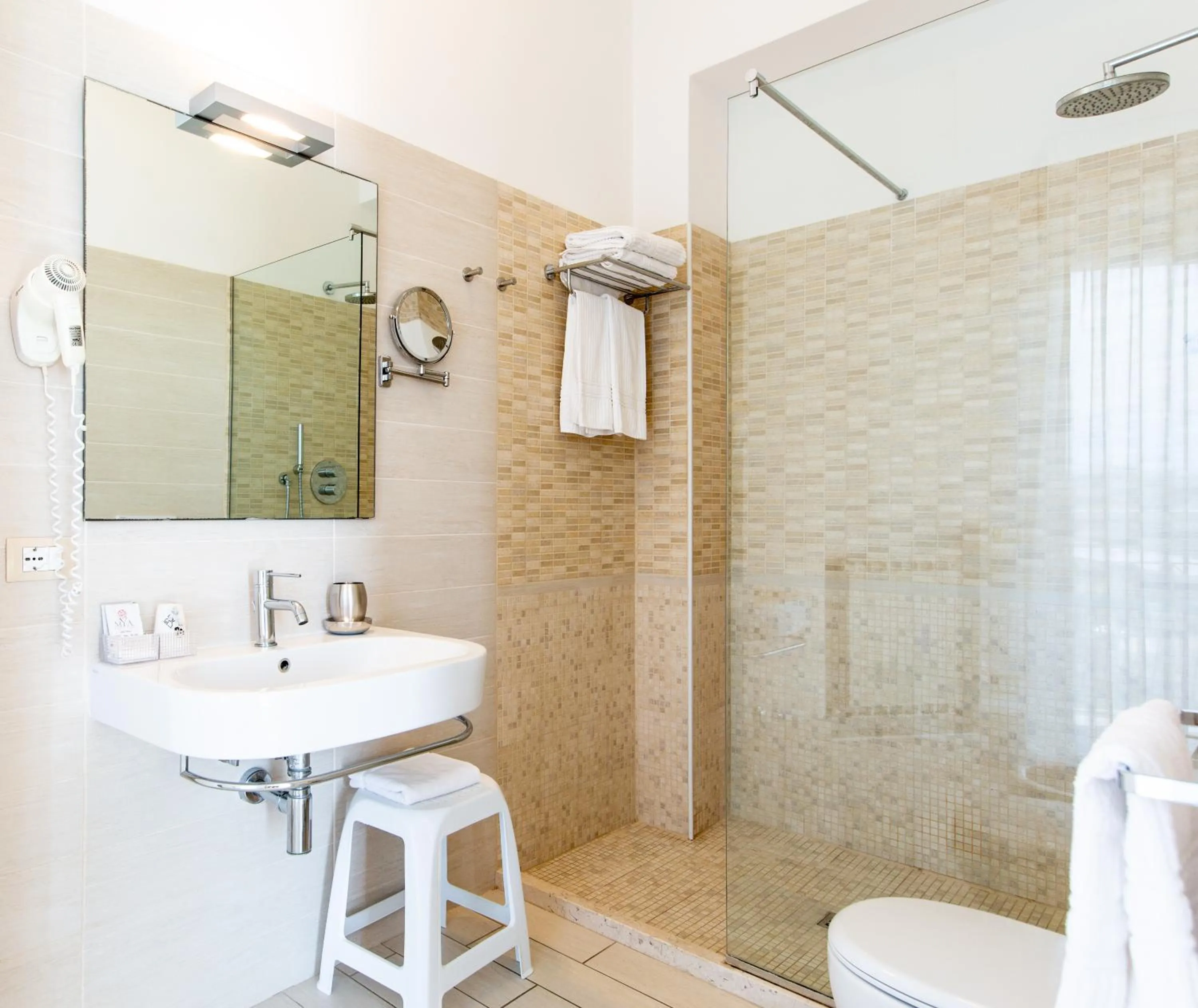 Bathroom in Hotel Lungomare