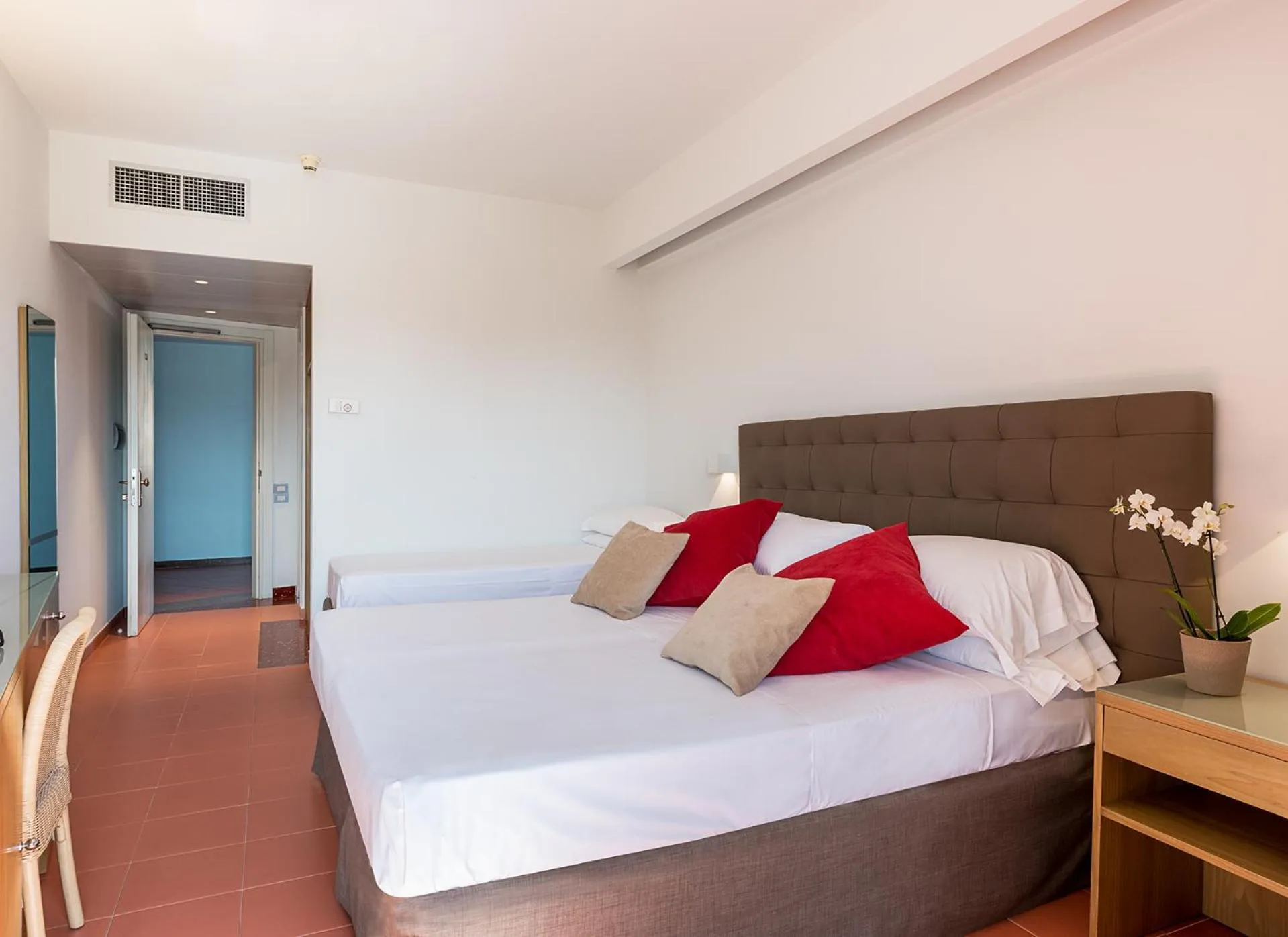 Photo of the whole room, Bed in Rada Siri