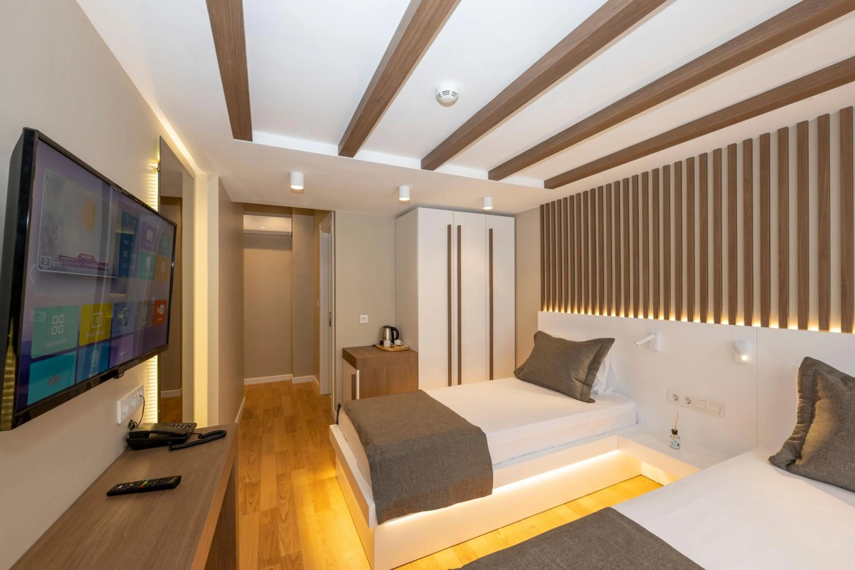 Bed in Hotel Grand İstanbul