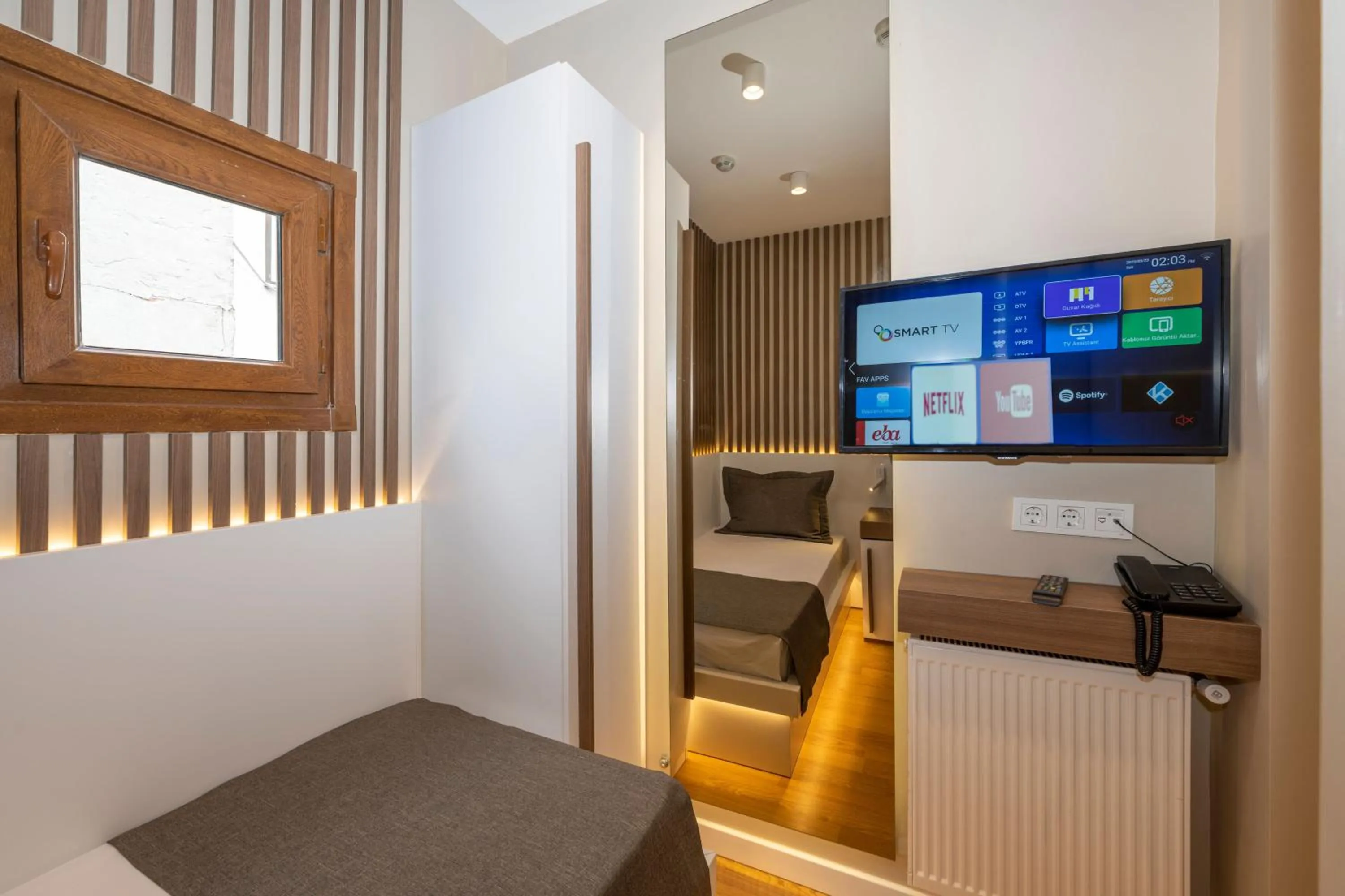 TV and multimedia in Hotel Grand İstanbul