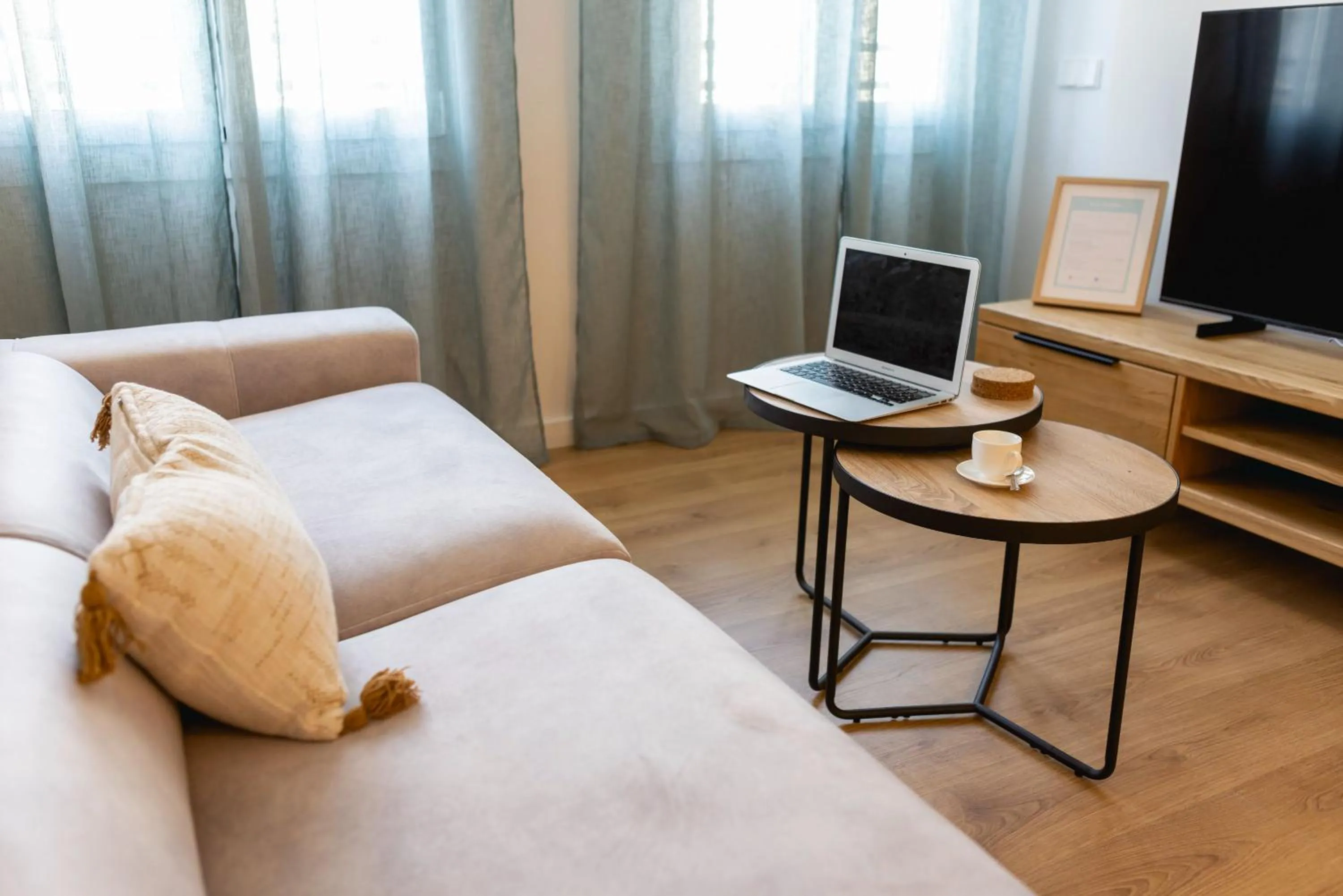 TV and multimedia, Bed in Bravissimo Tarlà, 2-bedroom apartment