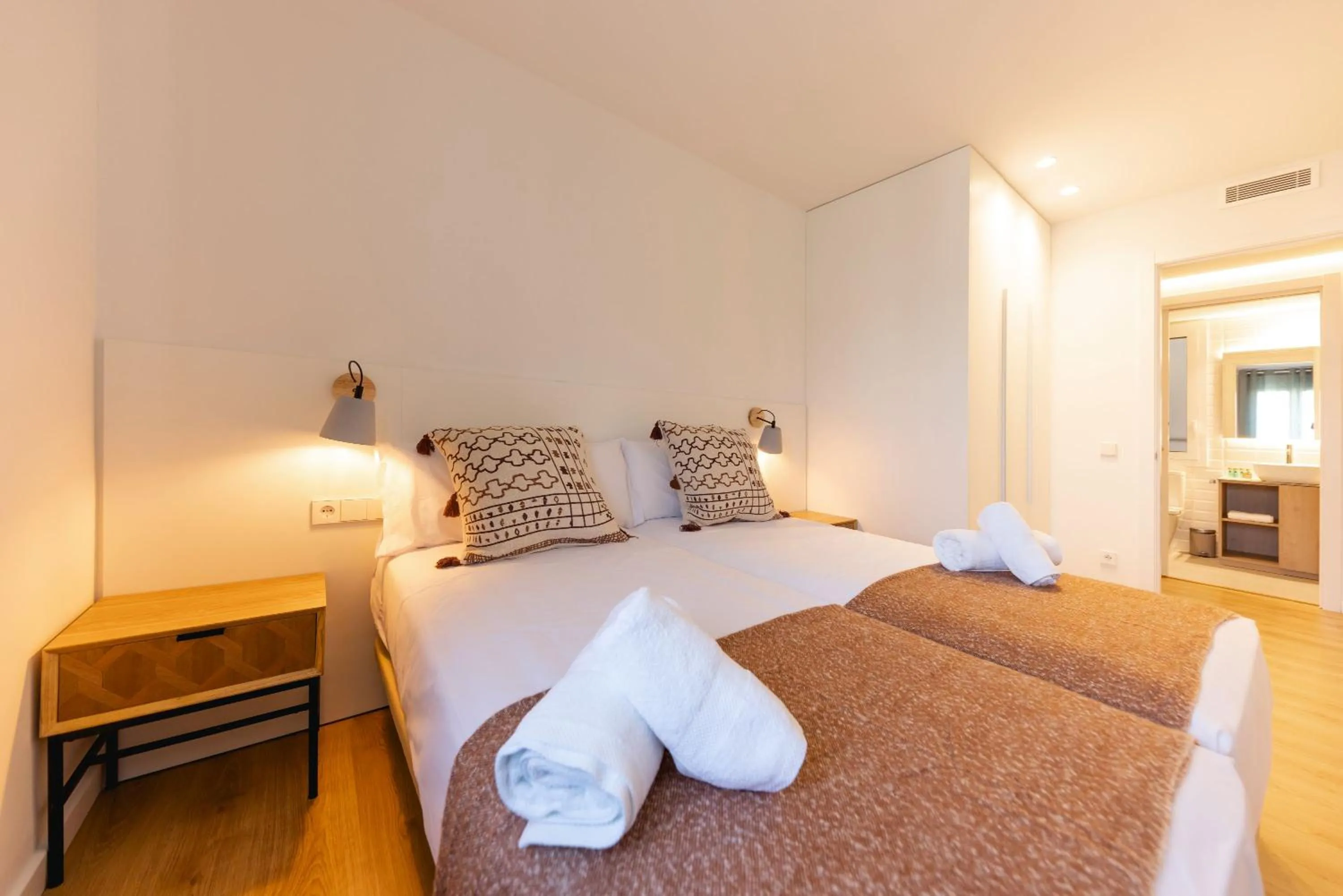 Bed in Bravissimo Tarlà, 2-bedroom apartment