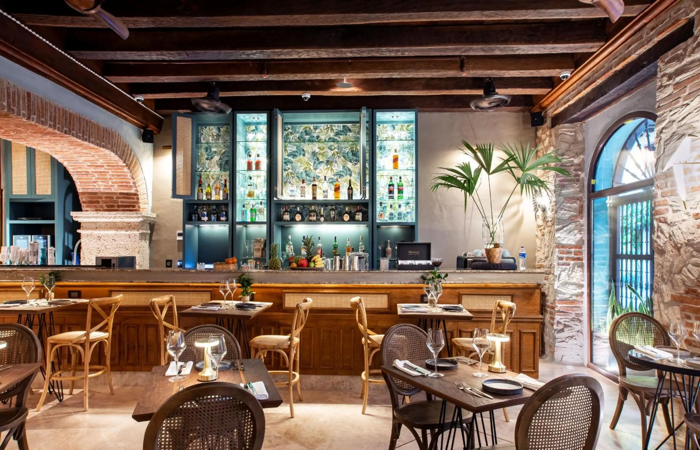 Restaurant/places to eat in Hotel Casona del Porvenir