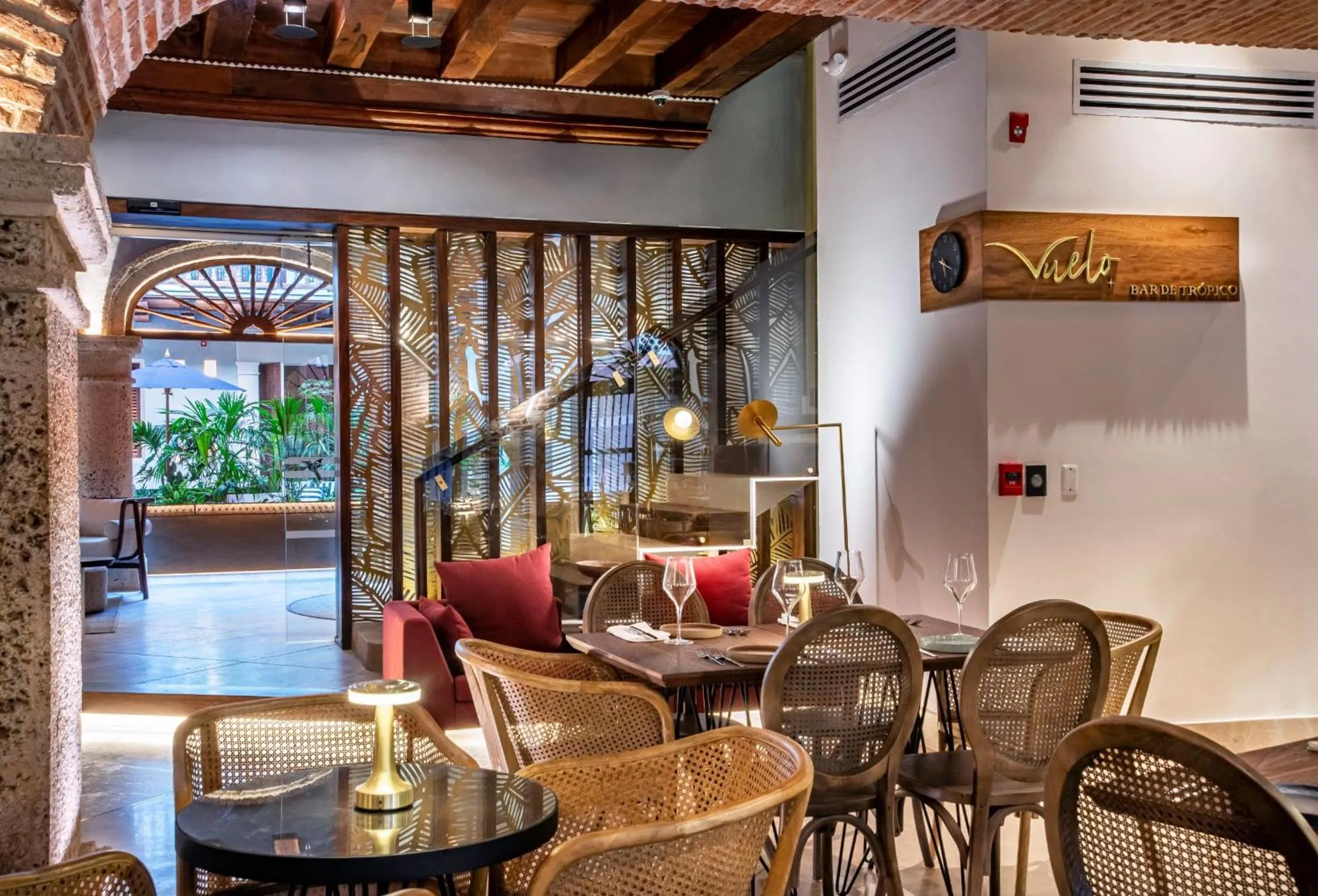Restaurant/places to eat in Hotel Casona del Porvenir