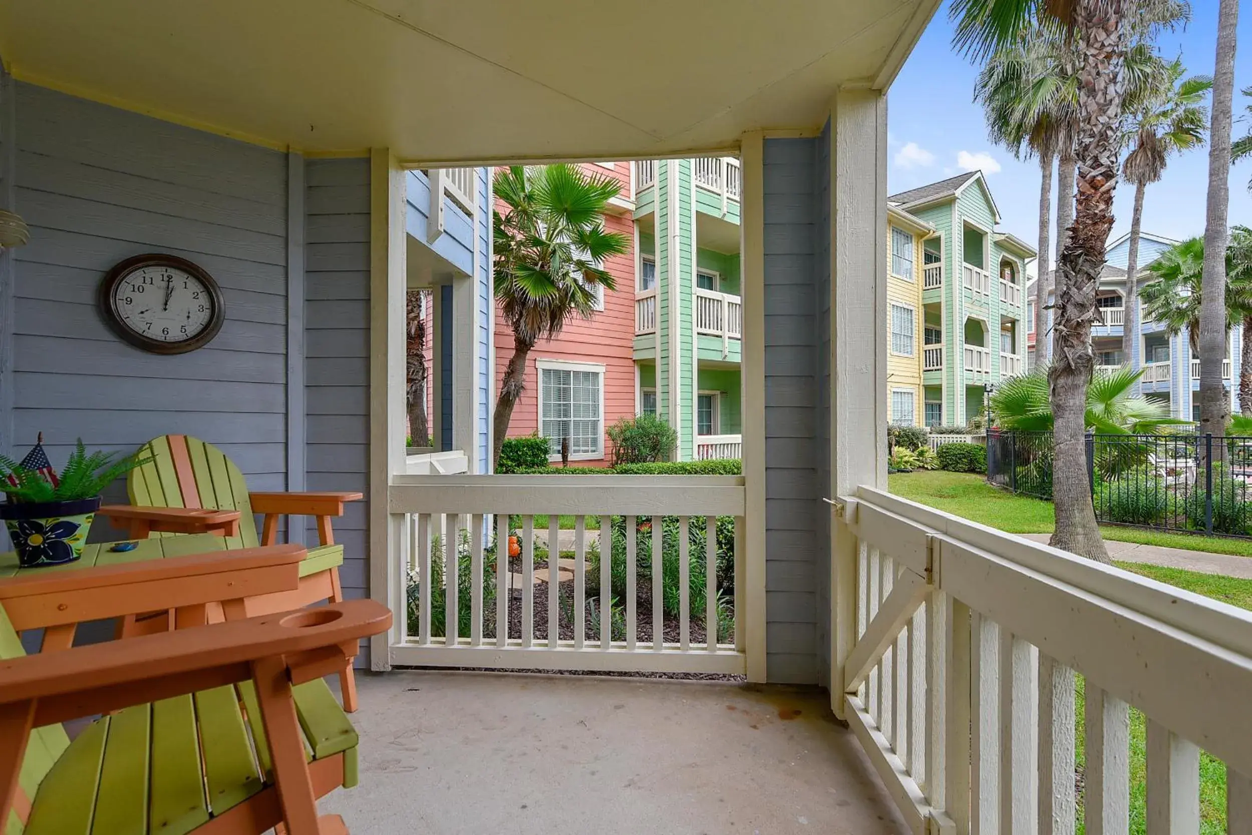 Dawn 512-Tropical Lagoon Dawn 512-Tropical Lagoon