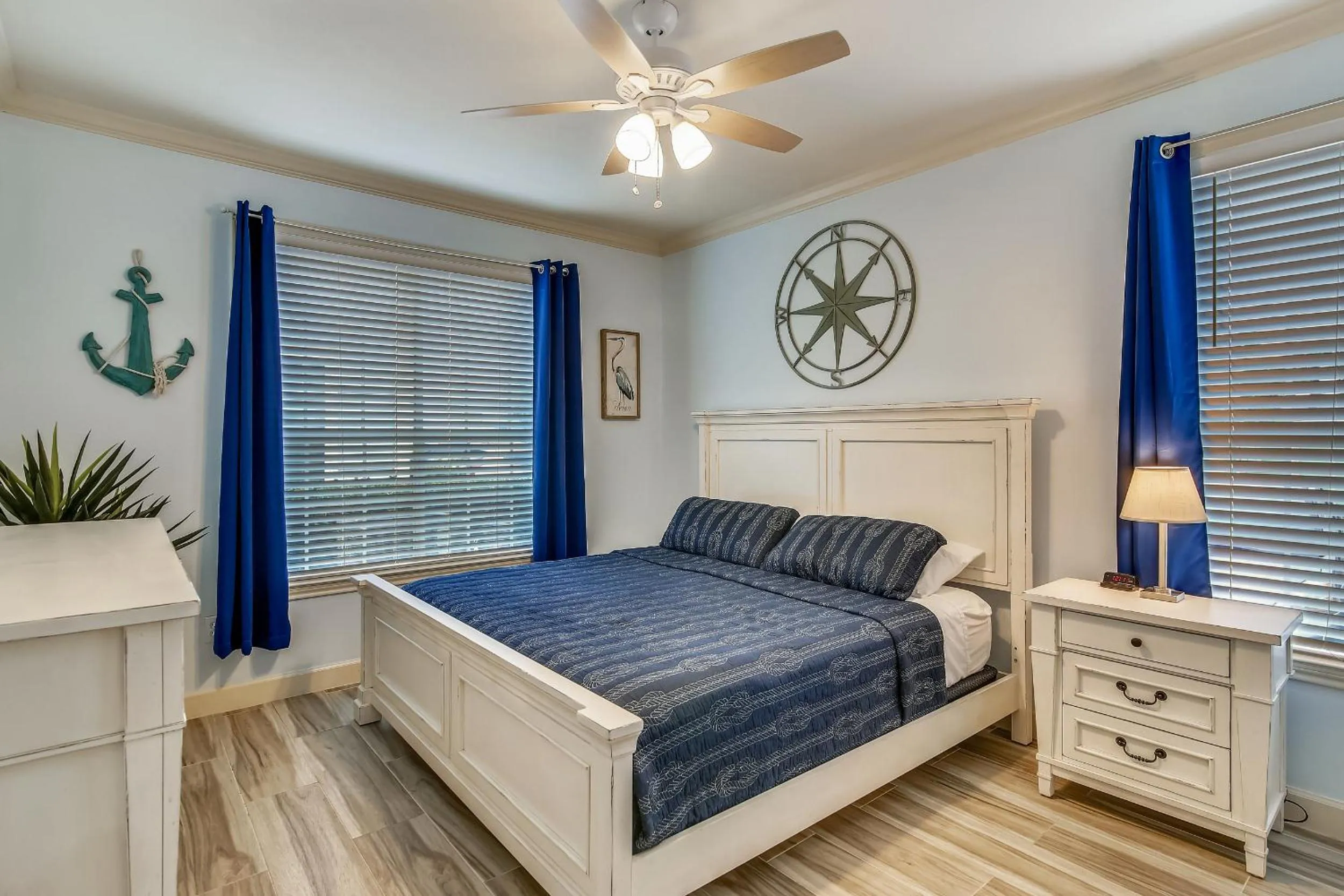 Property building, Bed in Dawn 511-Oasis at the Dawn