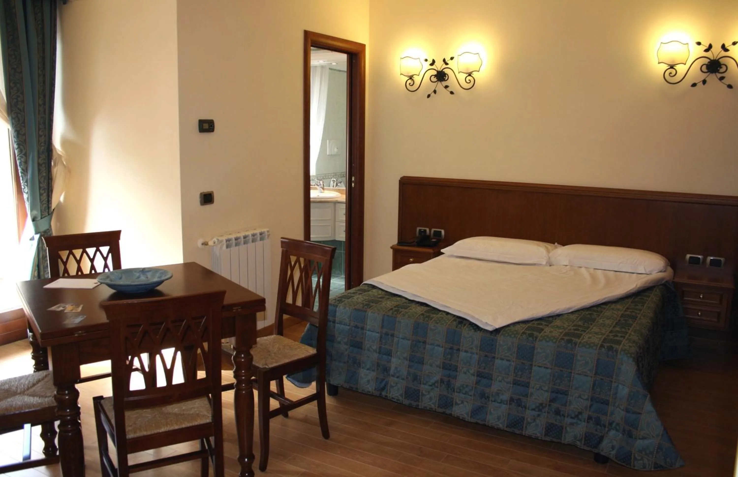 Bedroom, Bed in Altea Suites