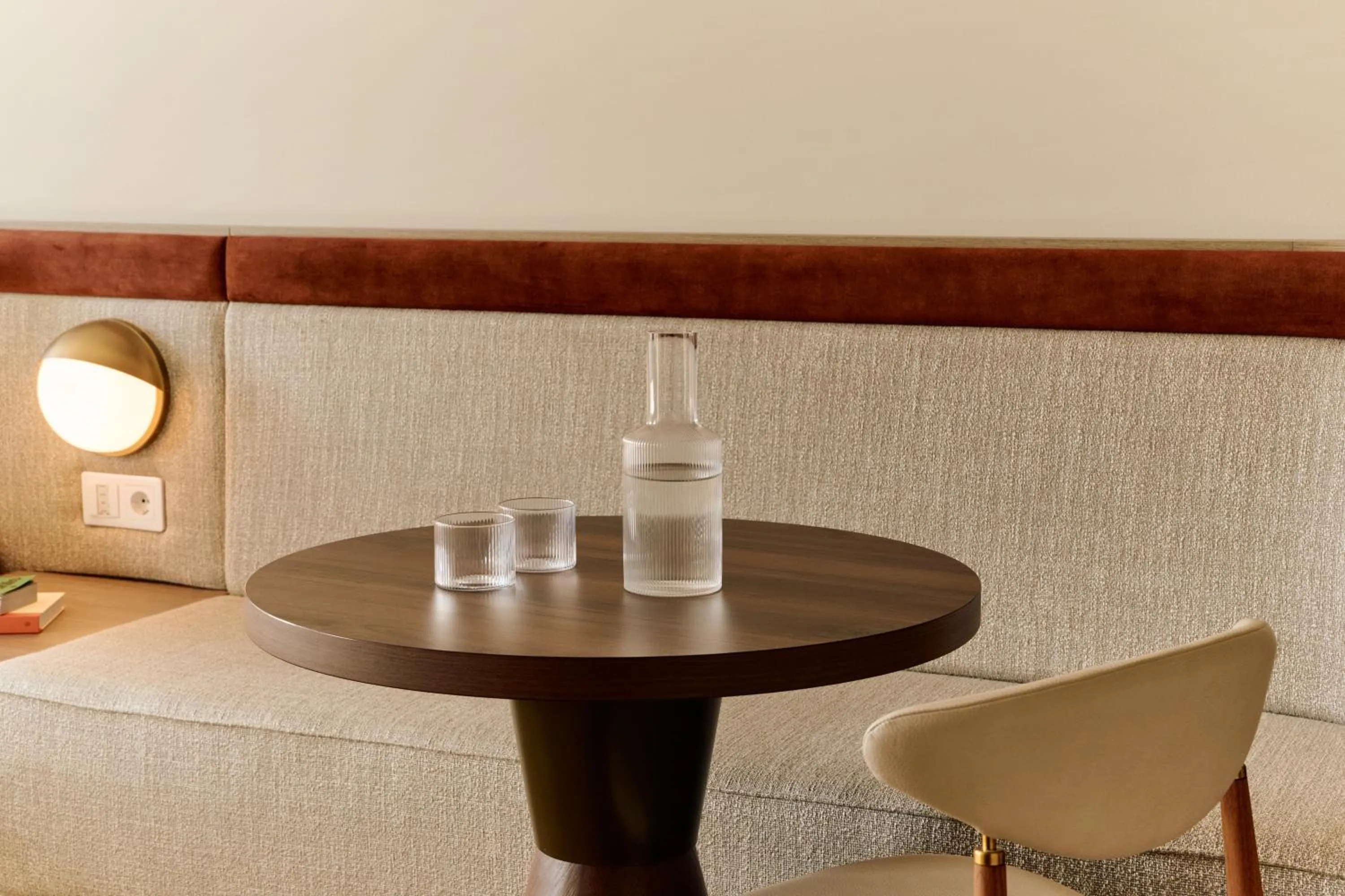 Seating area in Att I Kvadraturen