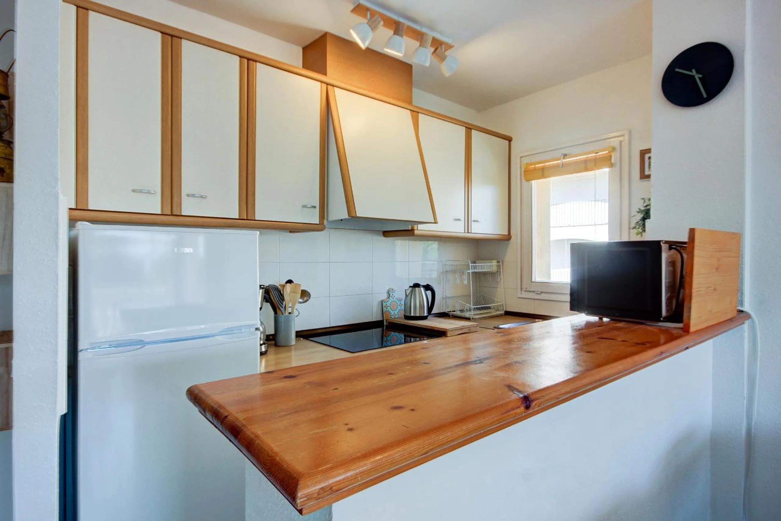 Kitchen or kitchenette in Gran Reserva Mar 27 Empuriabrava - Immo Barneda