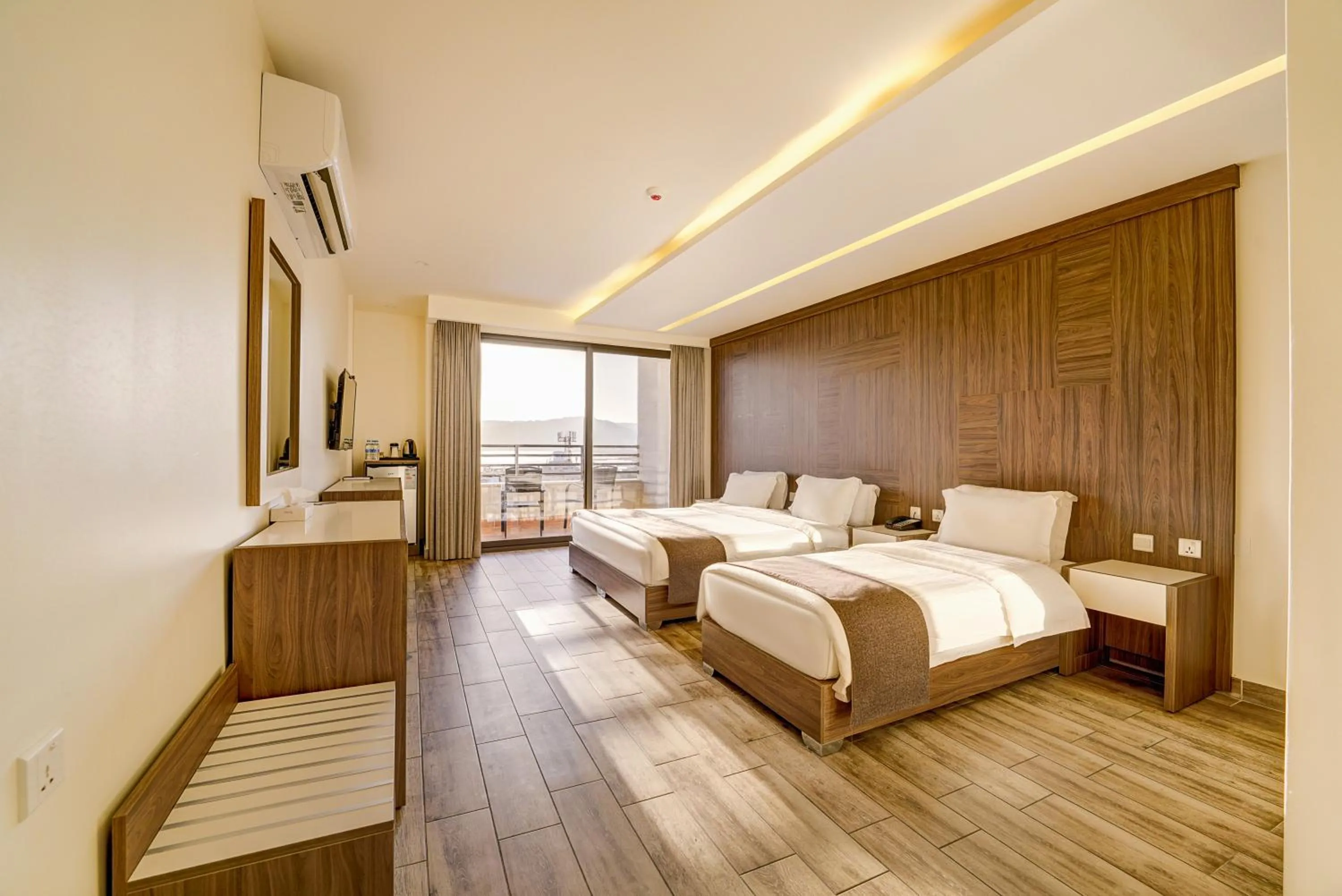 TV and multimedia, Bed in Luciana Hotel by FHM